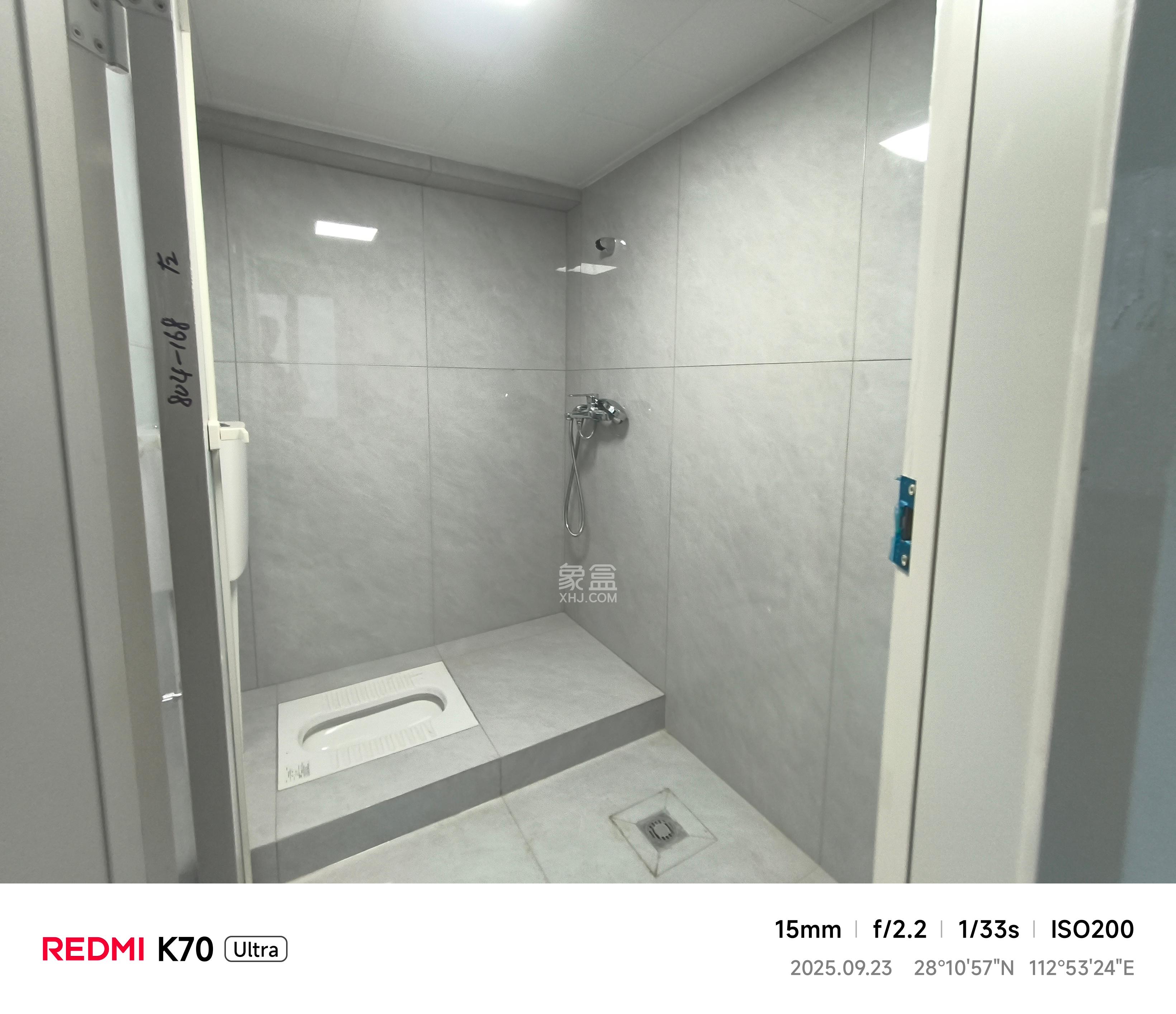 中建宝铂公馆   90.0㎡     7500.00元/月室内图
