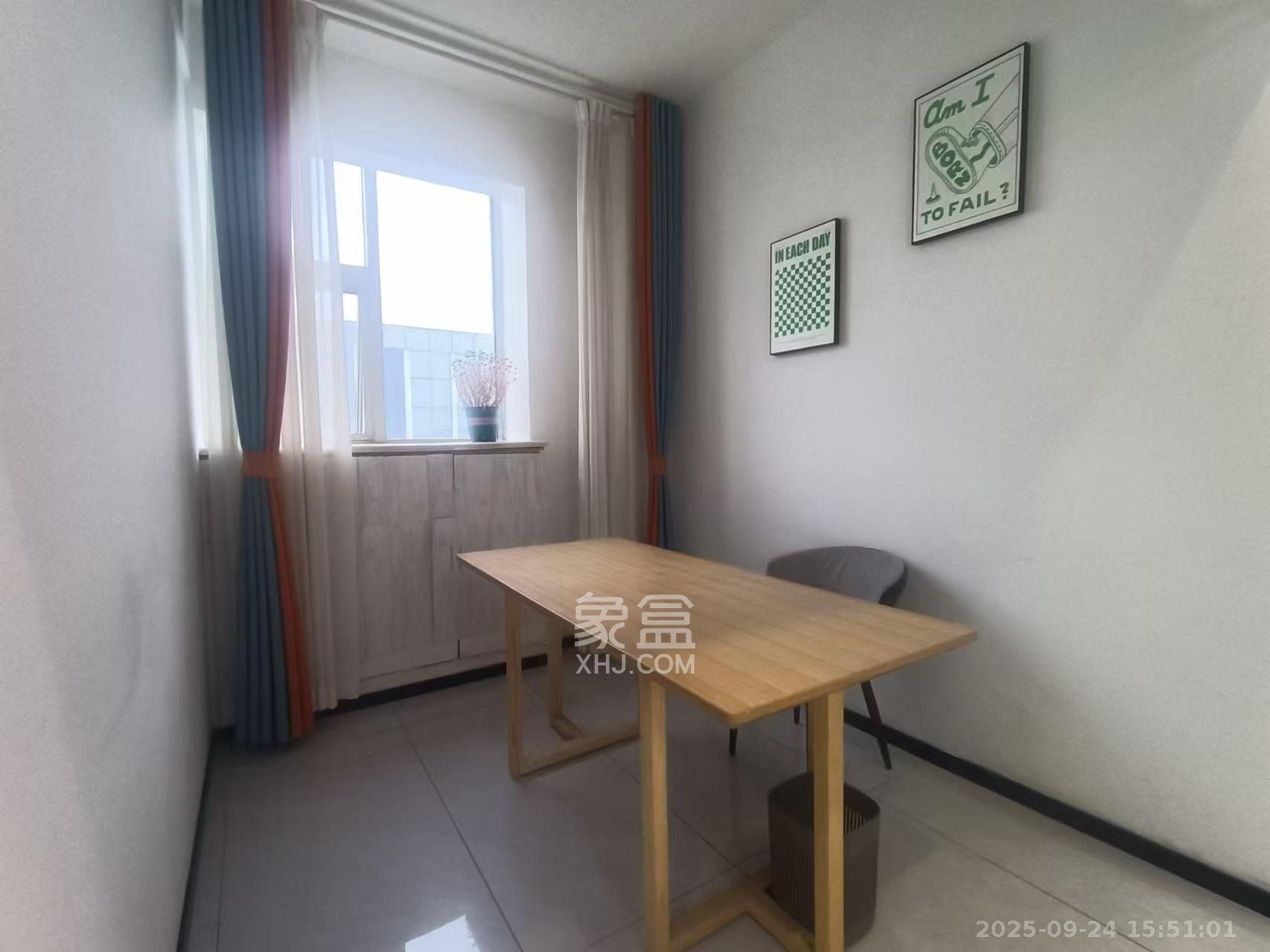 红星国际星城  3室1厅1卫    2800.0元/月室内图