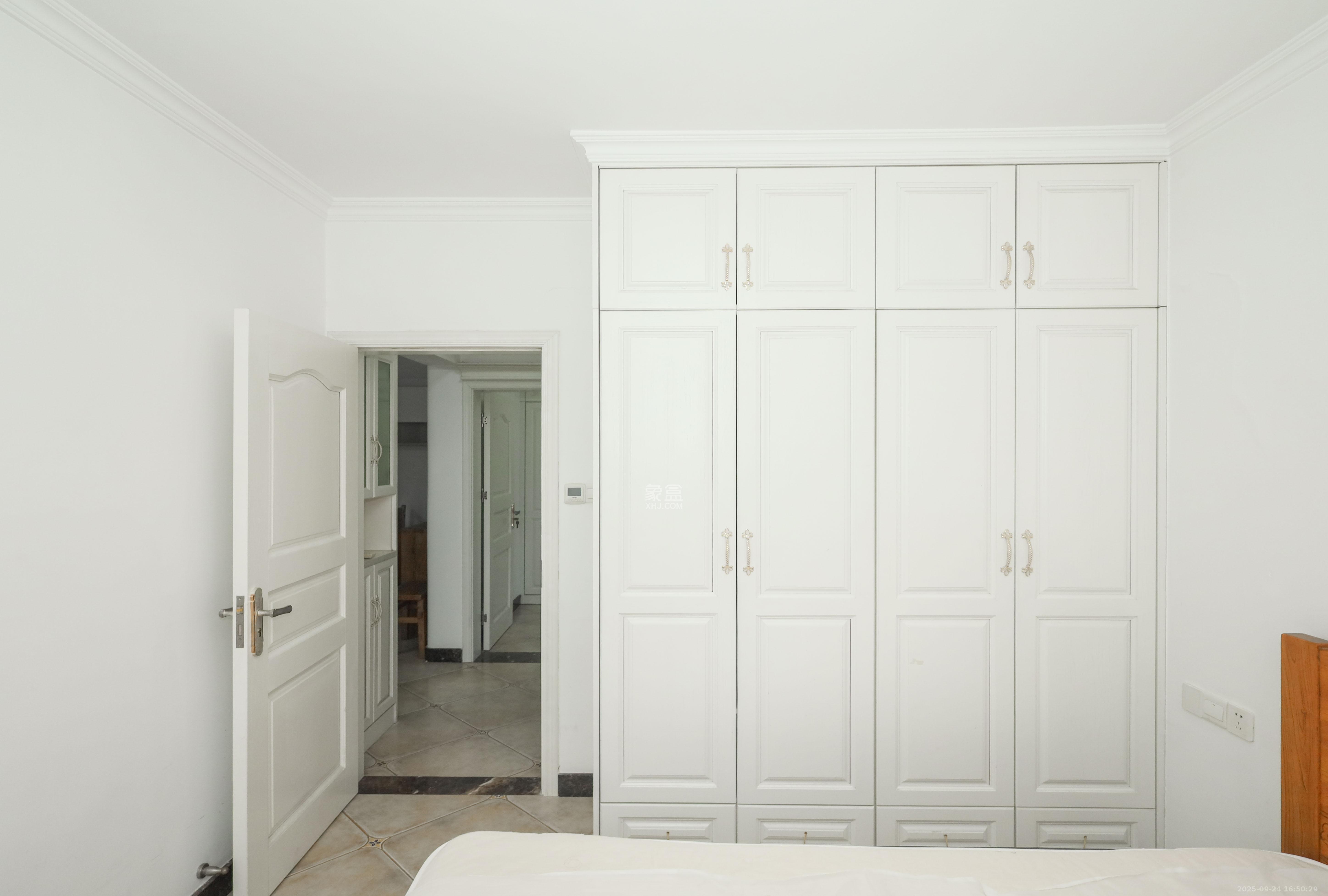 好莱城(弘德西街) 2室2厅1卫 66.0万 好莱城(弘德西街) 2室2厅1卫 66.0万卧室