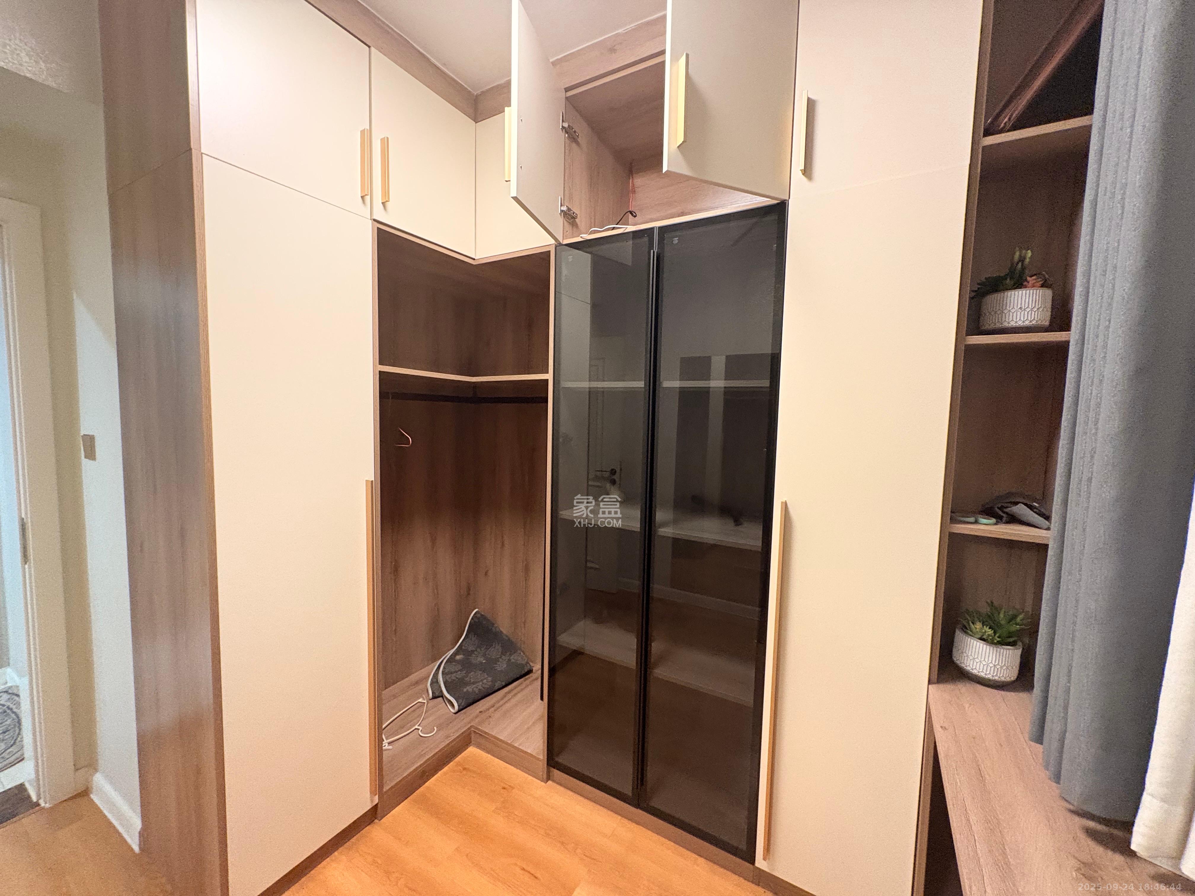 中建嘉和城凤凰台（中建瑞兴家园）  3室2厅1卫    3000.0元/月室内图
