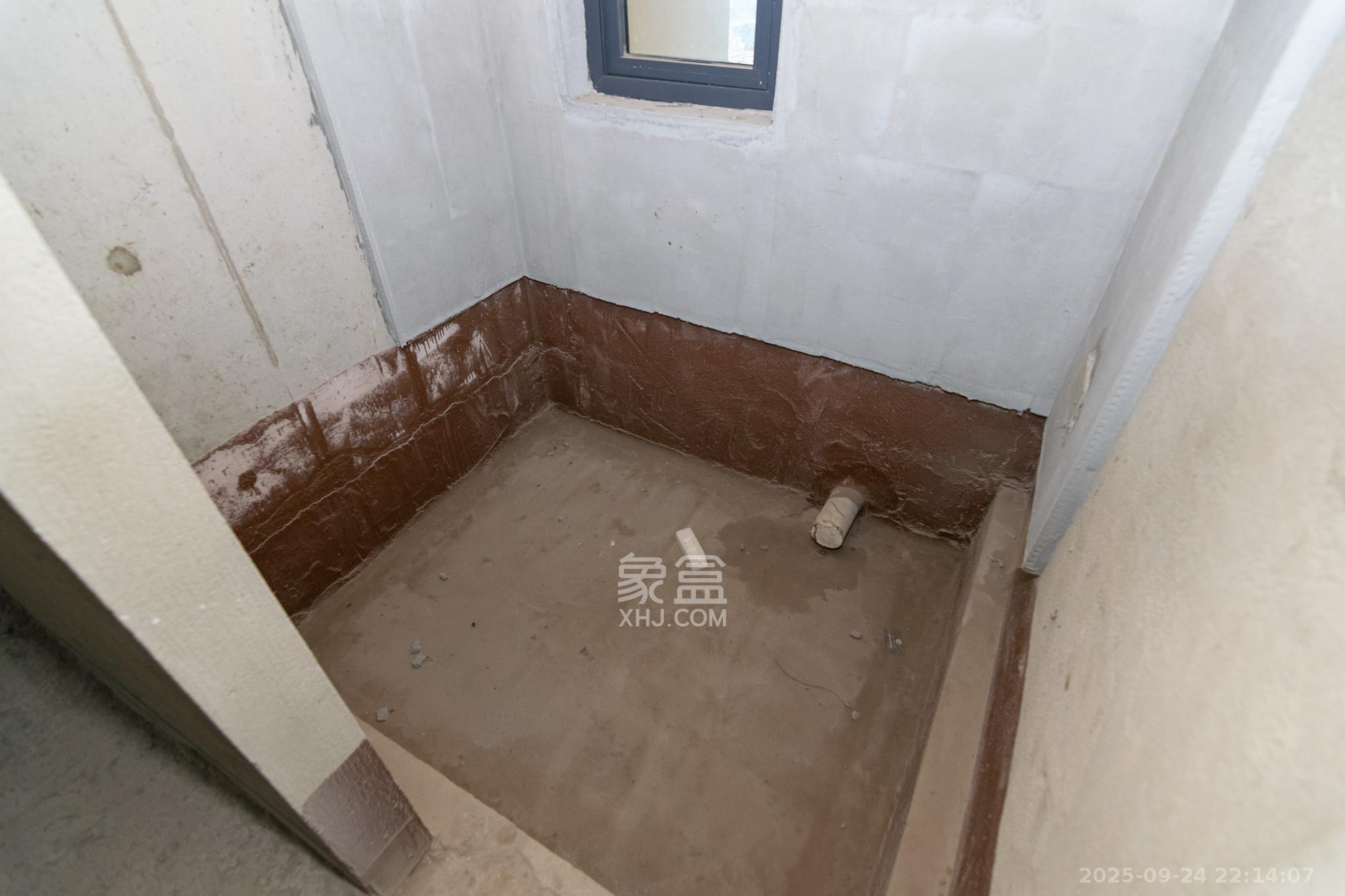 中粮鸿云  3室2厅2卫    58.8万卫生间