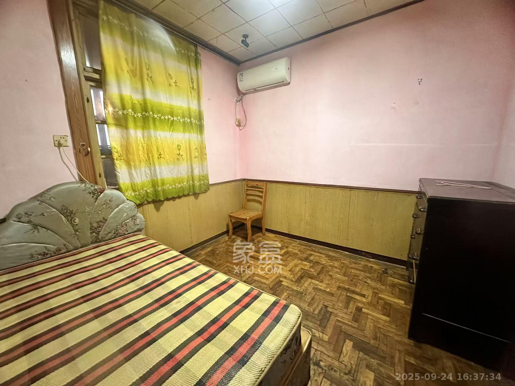 人民新村 3室1厅1卫 1500.0元/月 人民新村 3室1厅1卫 1500.0元/月室内图