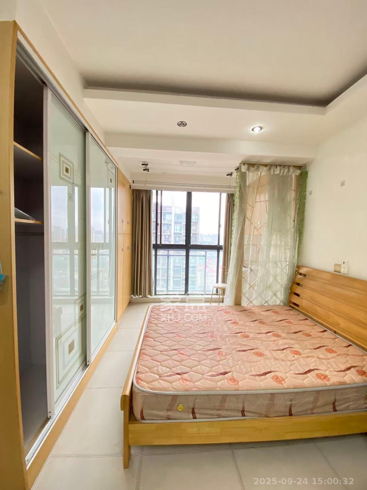 中江佳境天成  1室1厅1卫    1200.0元/月室内图