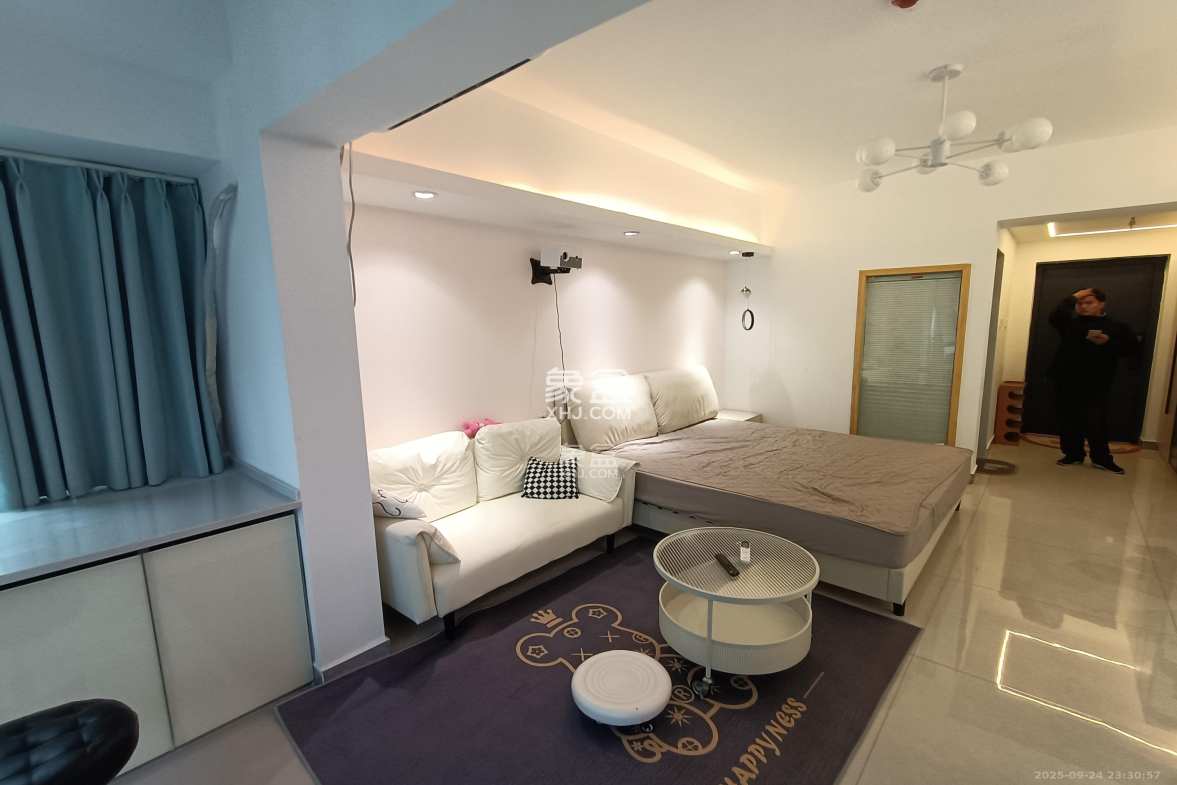 嘉盛国际广场 1室1厅0卫 2200.00元/月 嘉盛国际广场 1室1厅0卫 2200.00元/月室内图