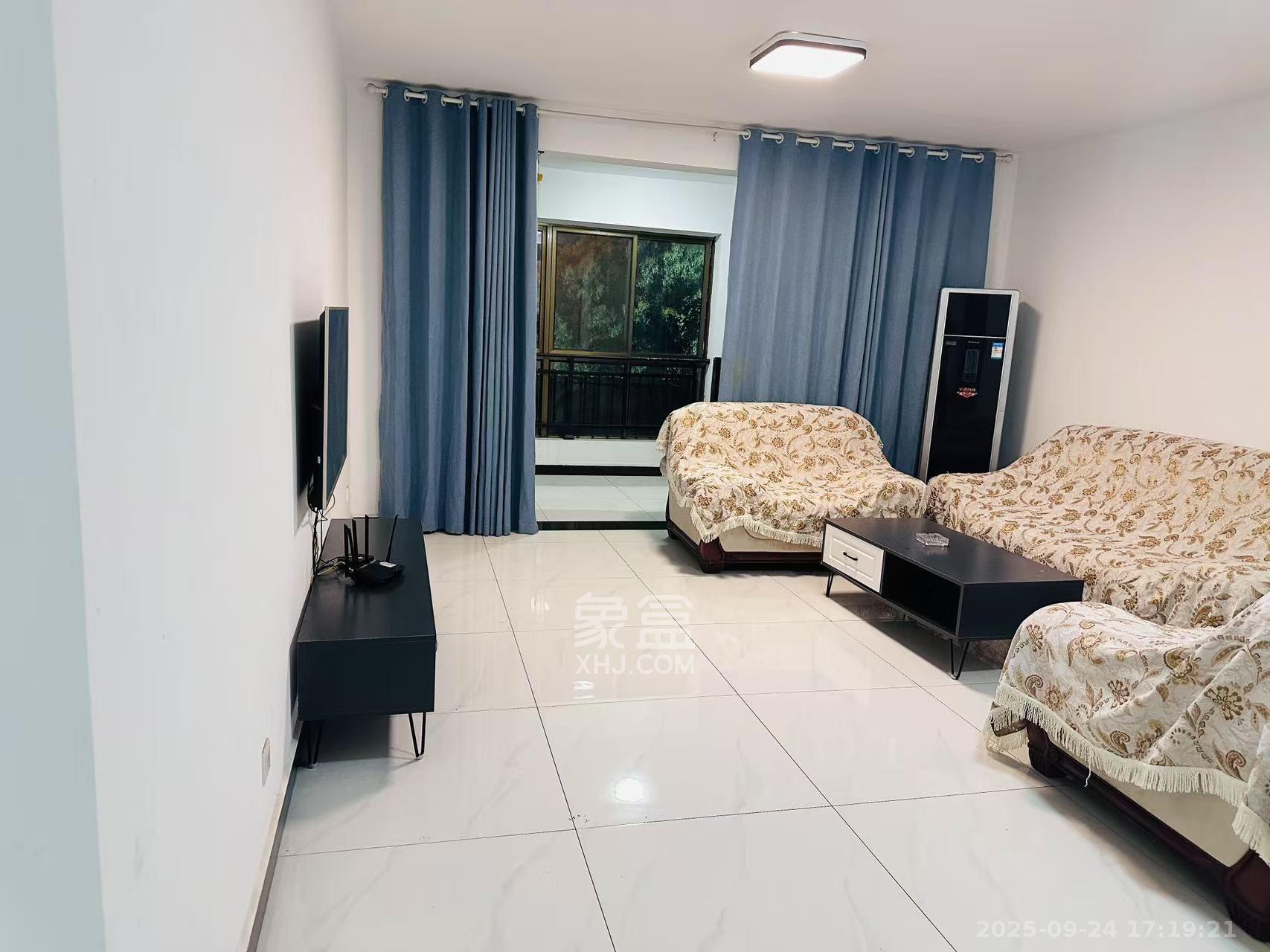 中天瑞景 3室2厅2卫 2200.0元/月 中天瑞景 3室2厅2卫 2200.0元/月室内图