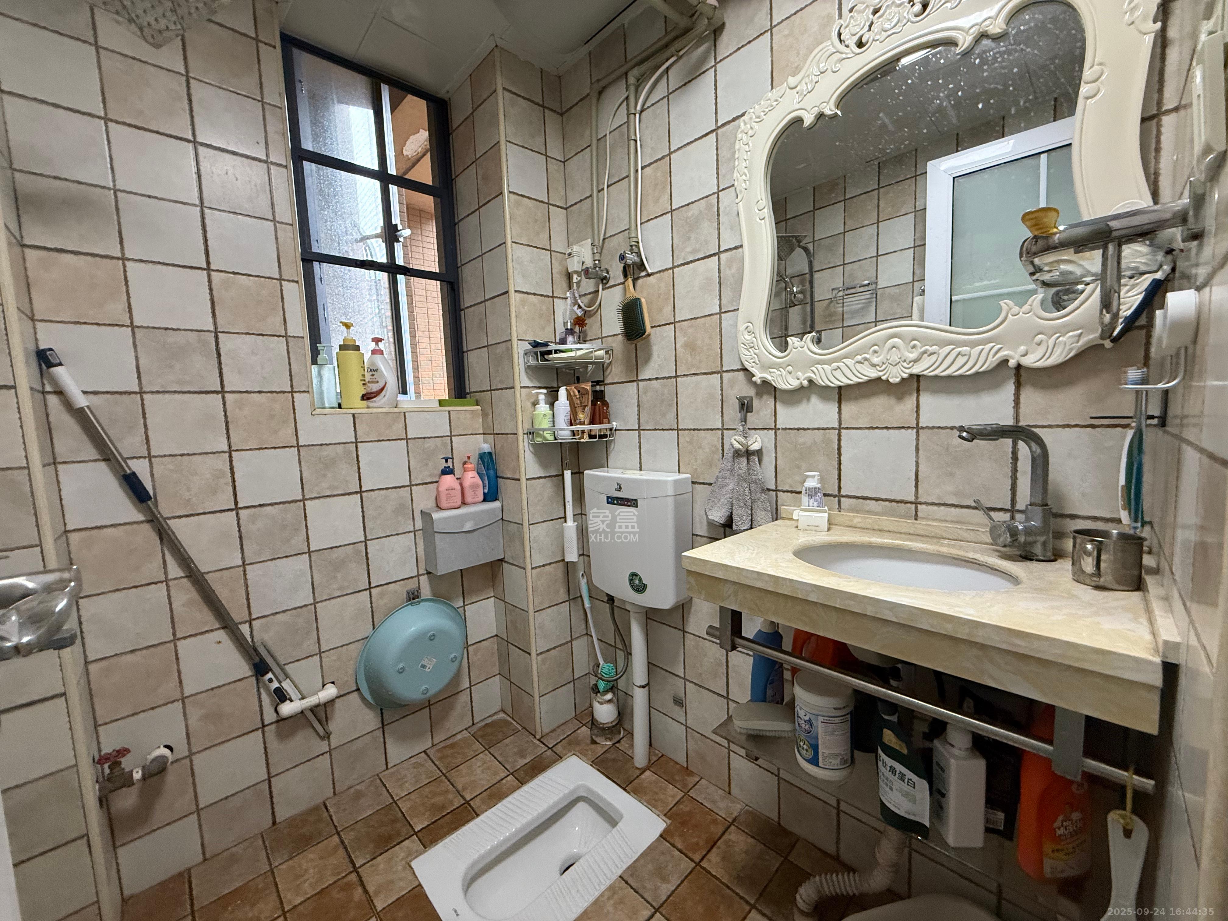 万博汇 2室1厅1卫 2400.0元/月 万博汇 2室1厅1卫 2400.0元/月室内图