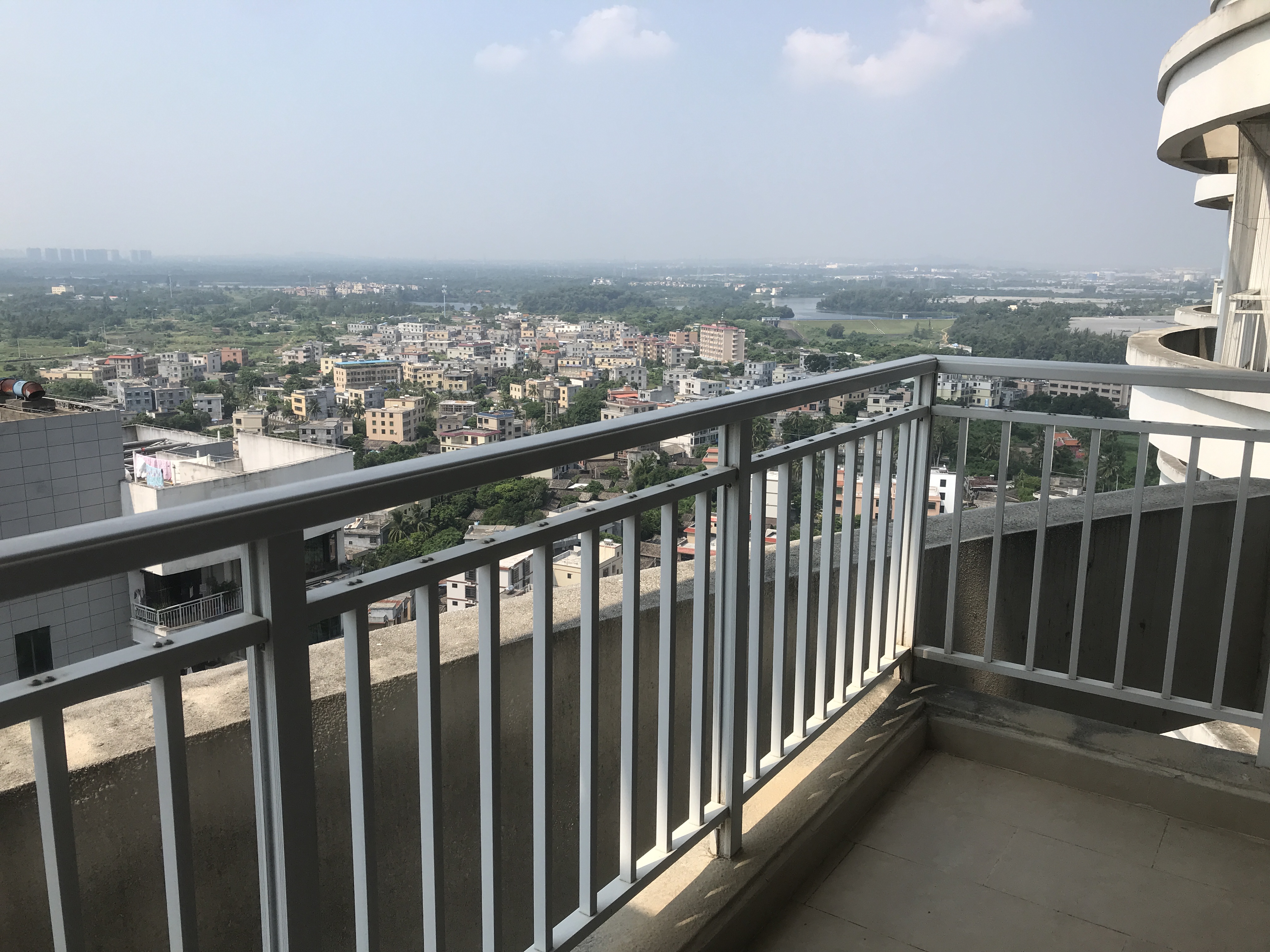 恒大海口文化旅游城  3室2厅1卫    90.0万客厅