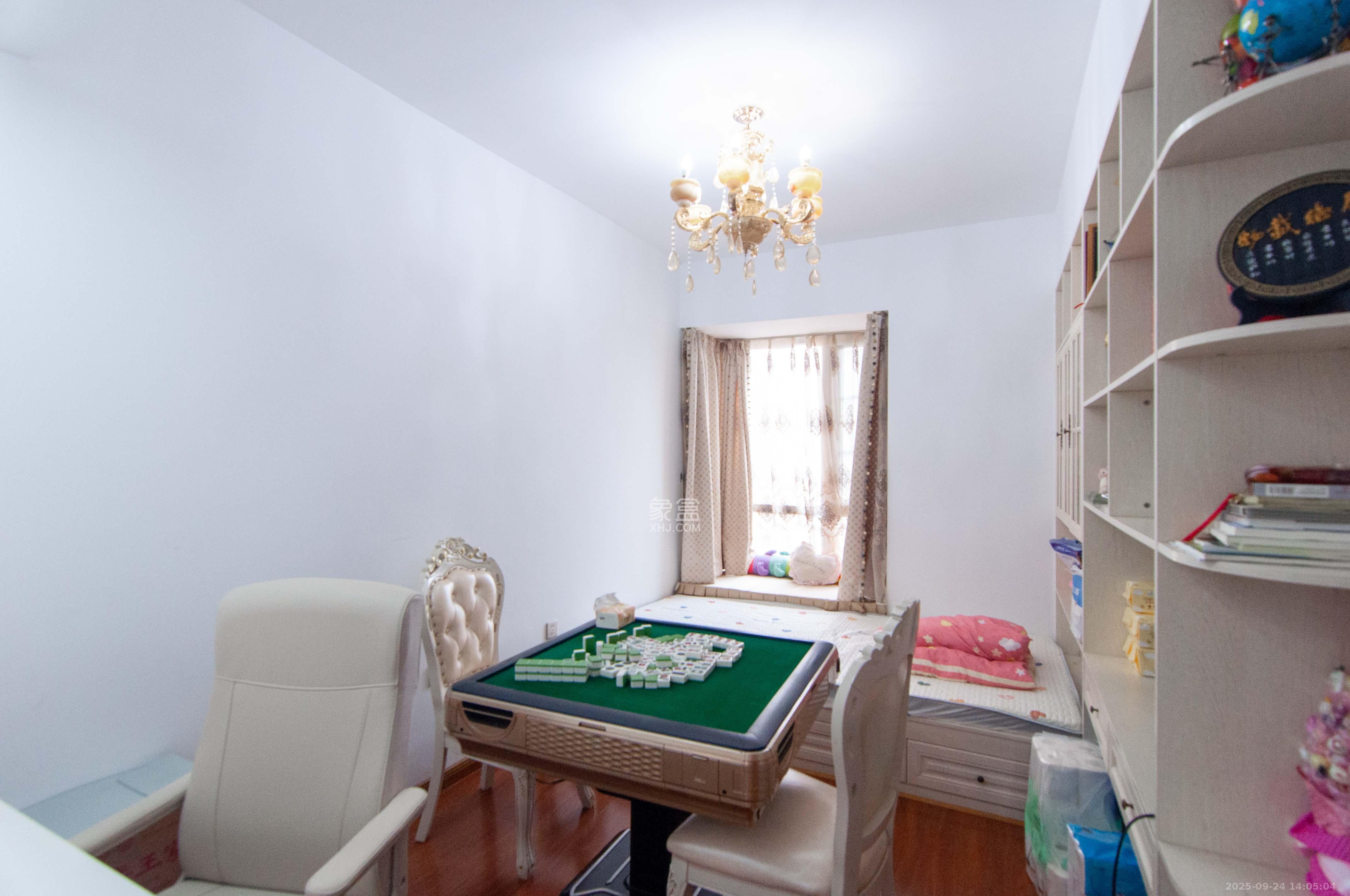 中房F联邦  4室2厅2卫    118.0万其他