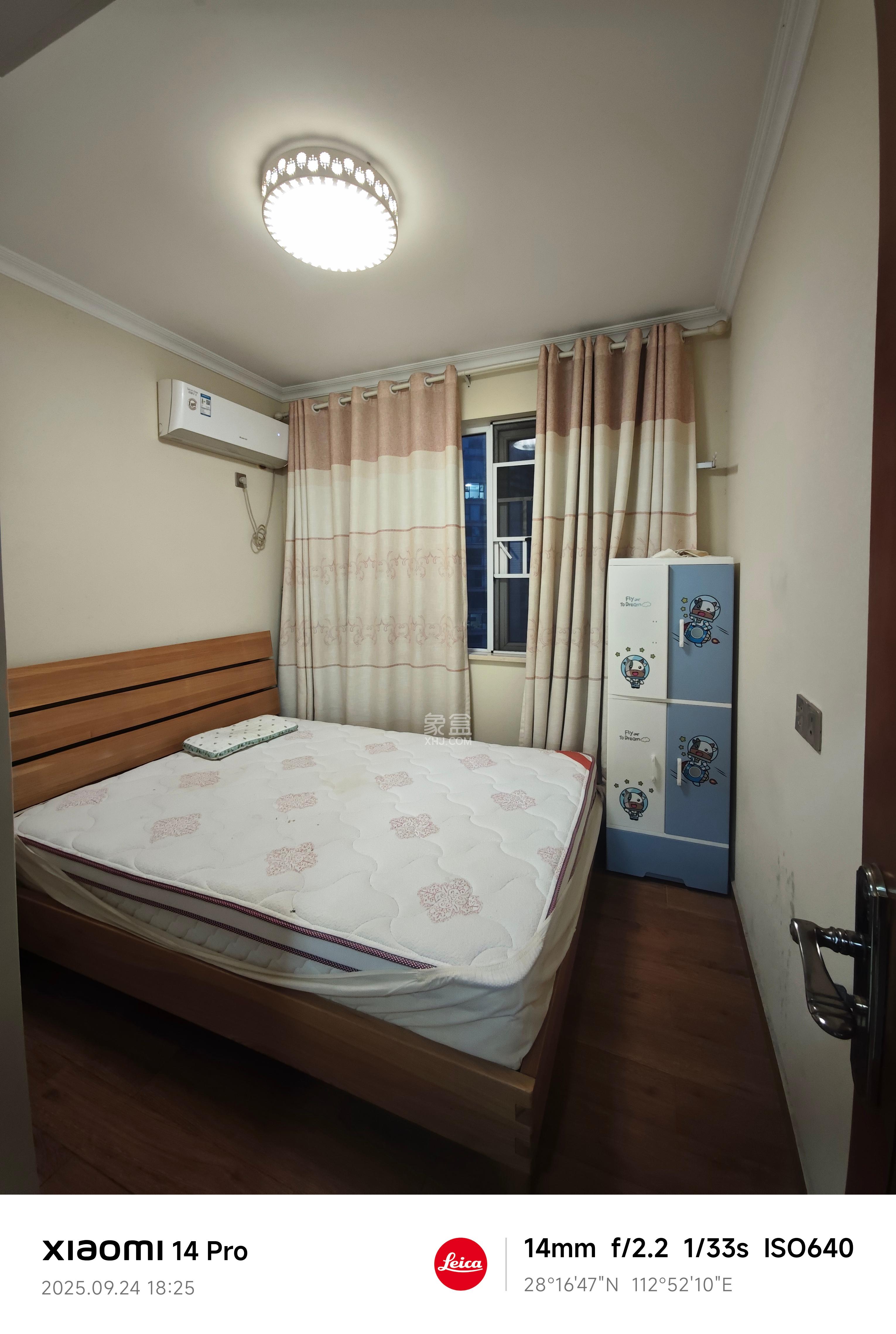 金地三千府(金地湖山樾、金地自在城) 3室2厅2卫 1800.0元/月 金地三千府(金地湖山樾、金地自在城) 3室2厅2卫 1800.0元/月室内图