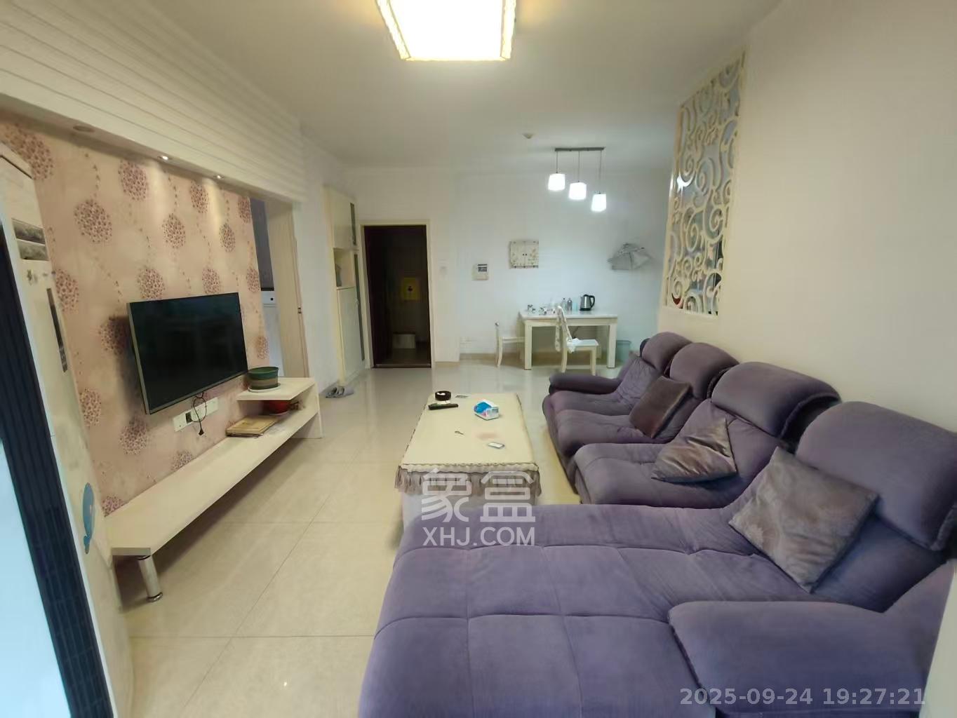 卓越蔚蓝海岸二期 2室2厅1卫 2200.0元/月 卓越蔚蓝海岸二期 2室2厅1卫 2200.0元/月室内图