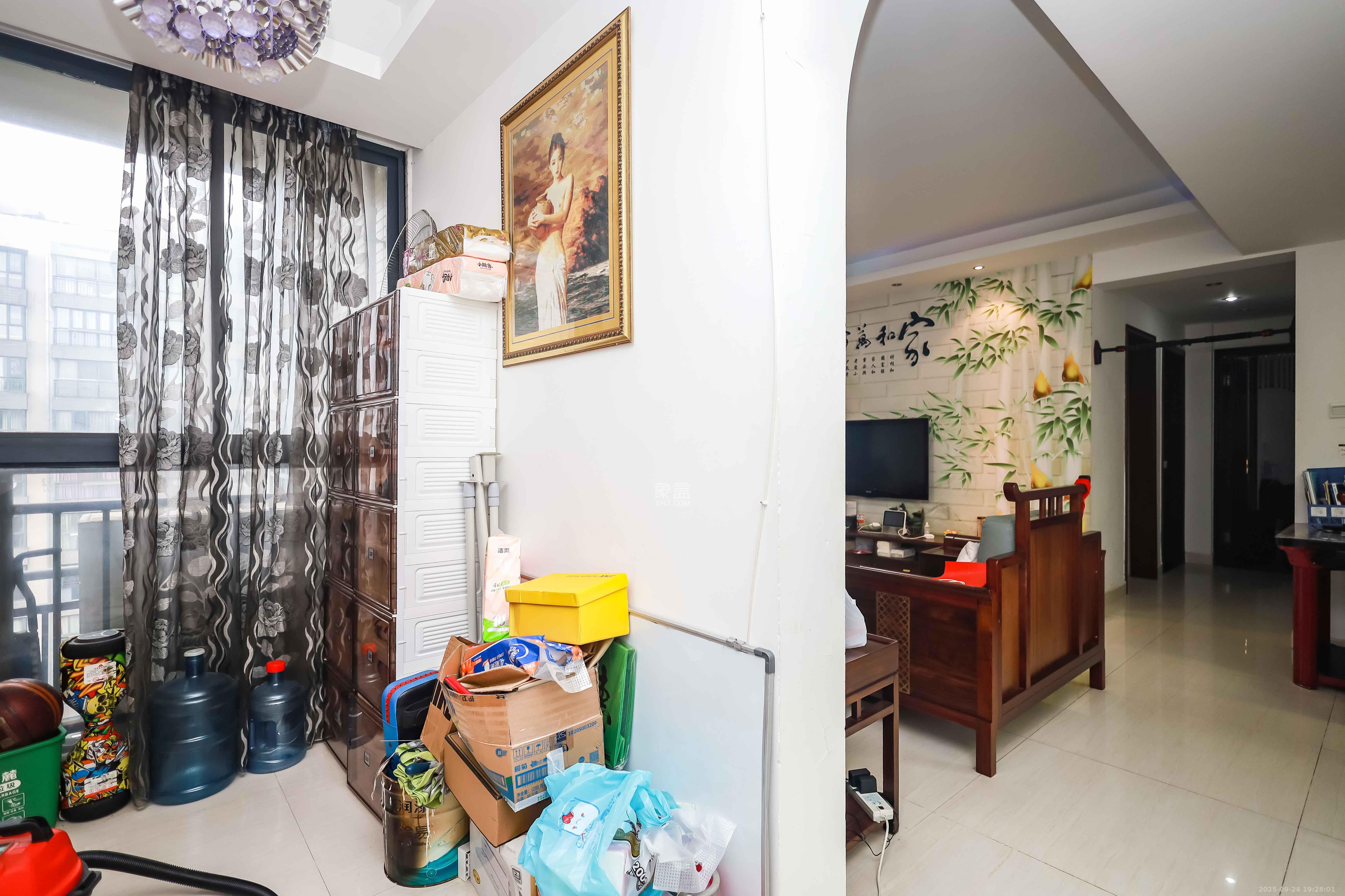 莱茵城 3室2厅1卫 106.0万 莱茵城 3室2厅1卫 106.0万阳台