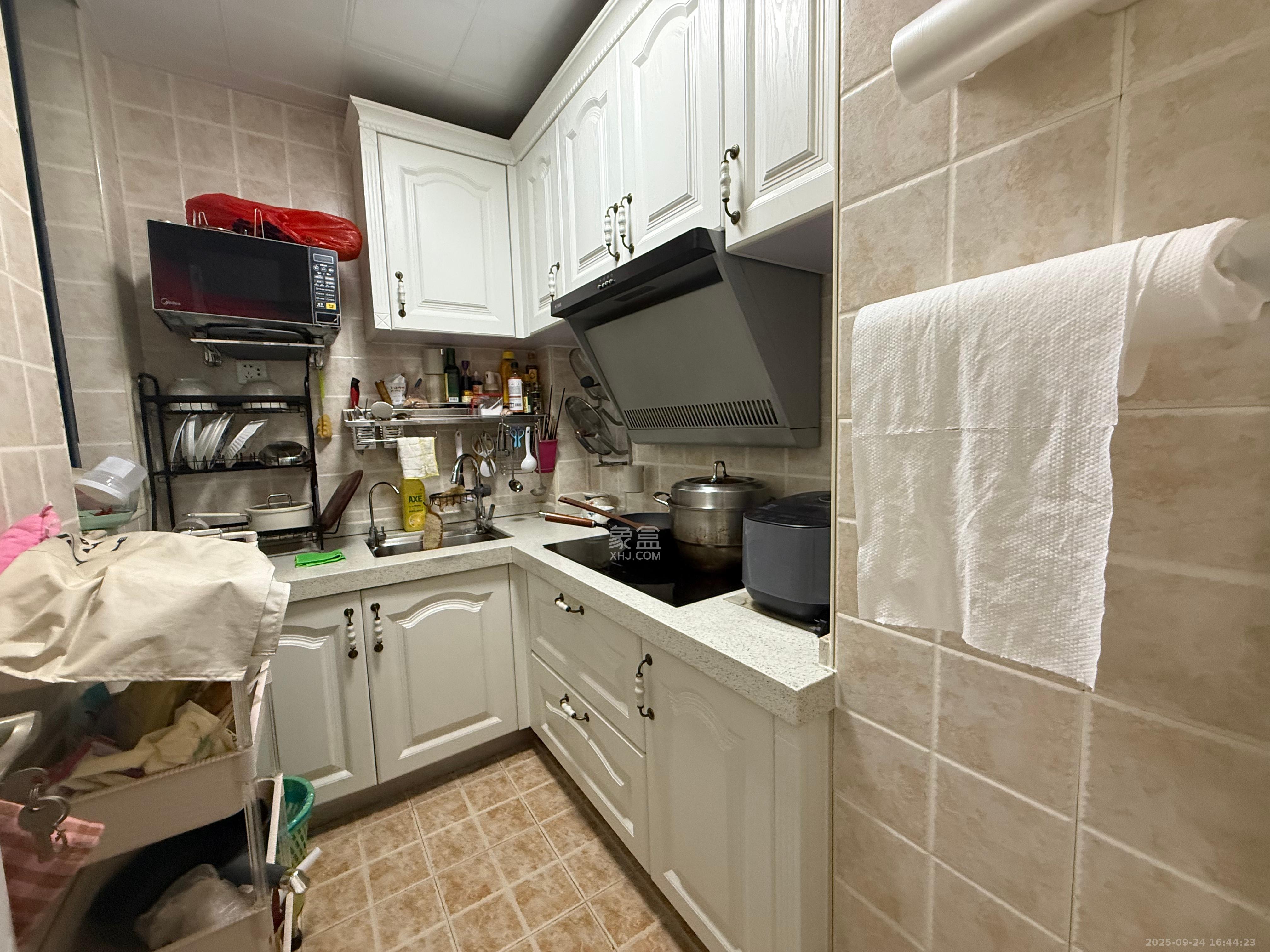 万博汇 2室1厅1卫 2400.0元/月 万博汇 2室1厅1卫 2400.0元/月室内图