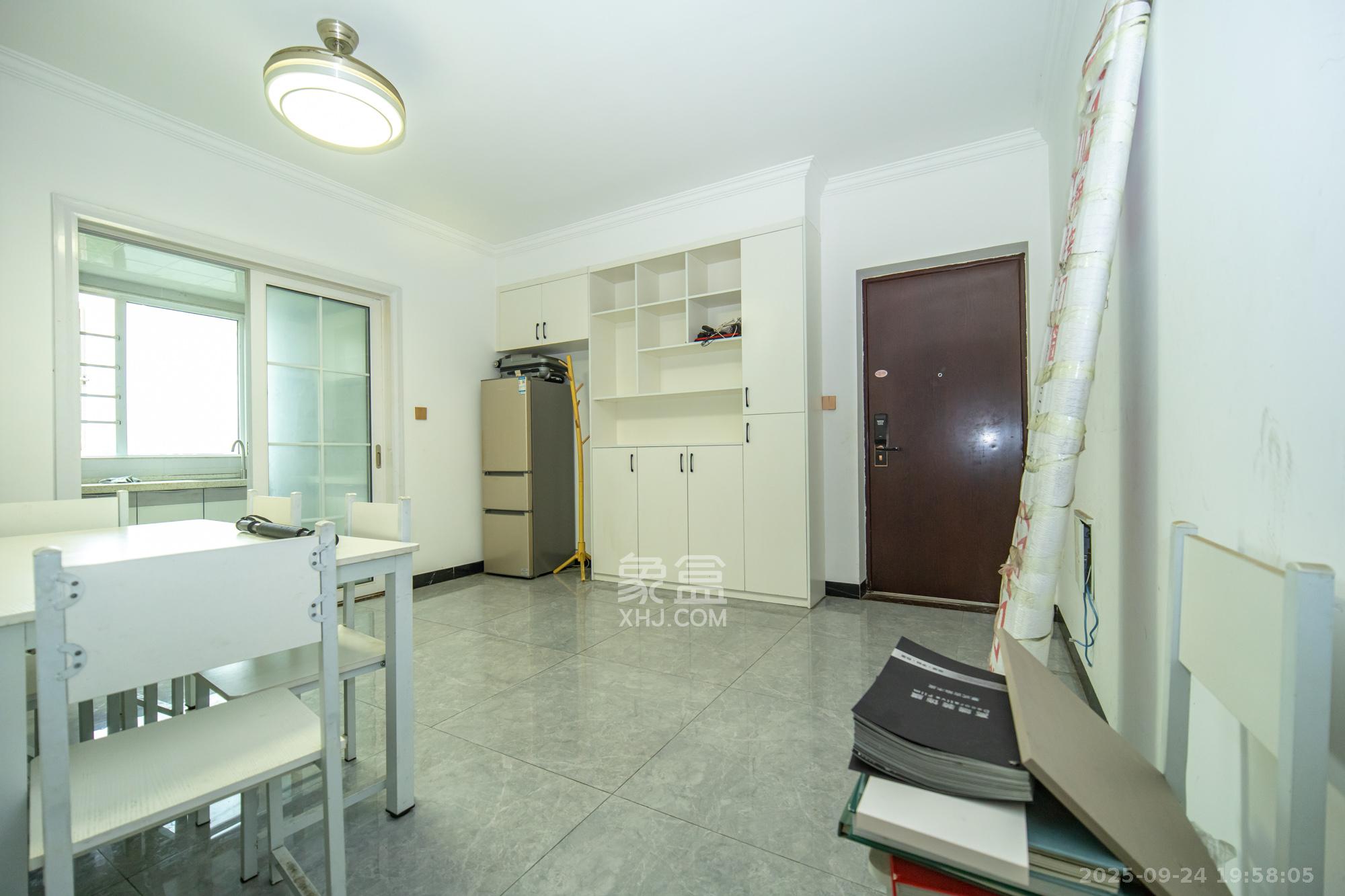 金科时代中心 3室2厅2卫 84.99万 金科时代中心 3室2厅2卫 84.99万其他