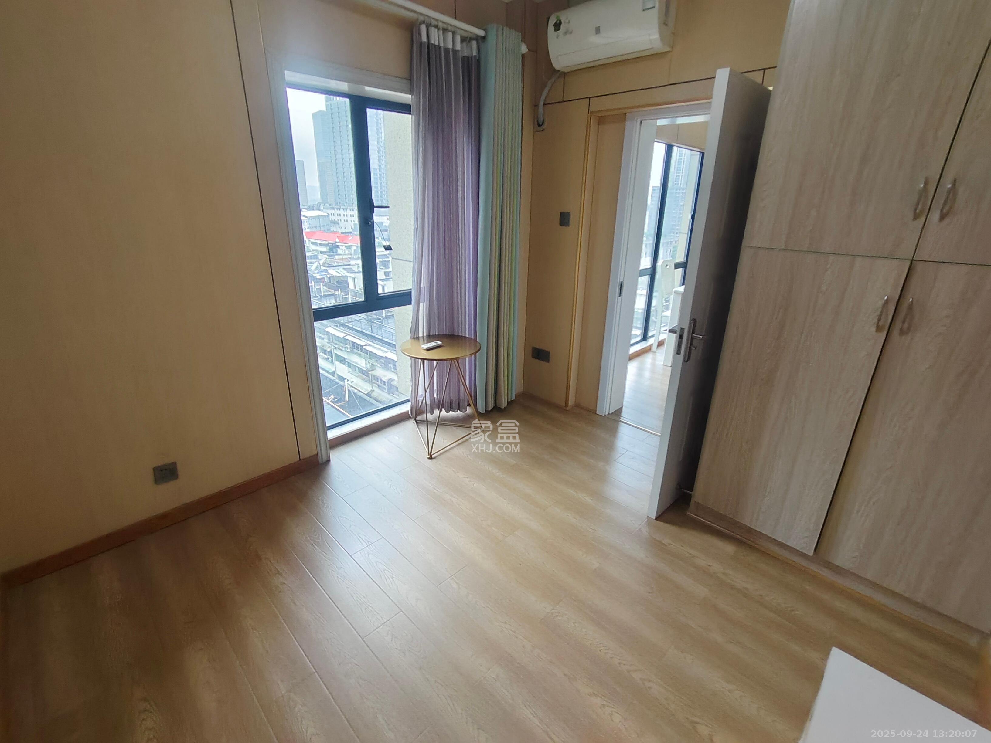 五一钻界 1室1厅1卫 3000.0元/月 五一钻界 1室1厅1卫 3000.0元/月室内图