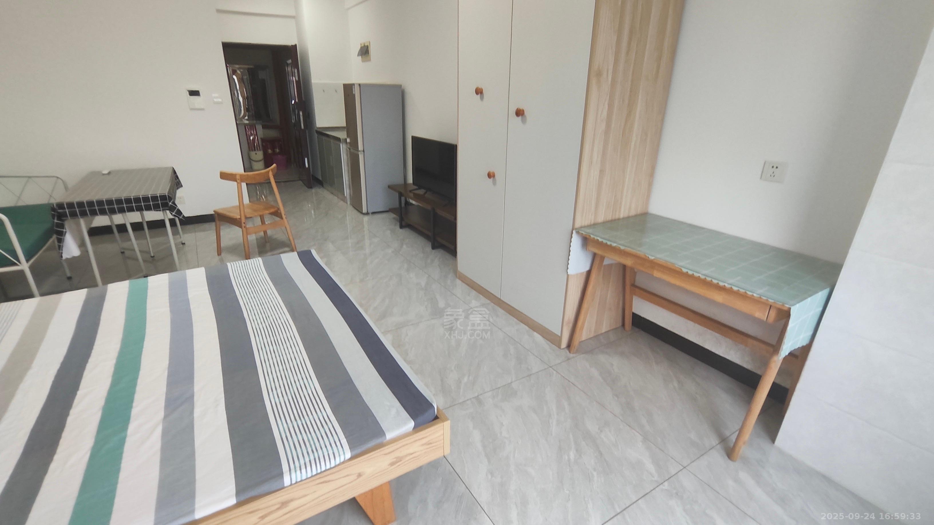 中泰财富湘江 1室1厅1卫 1200.0元/月 中泰财富湘江 1室1厅1卫 1200.0元/月室内图