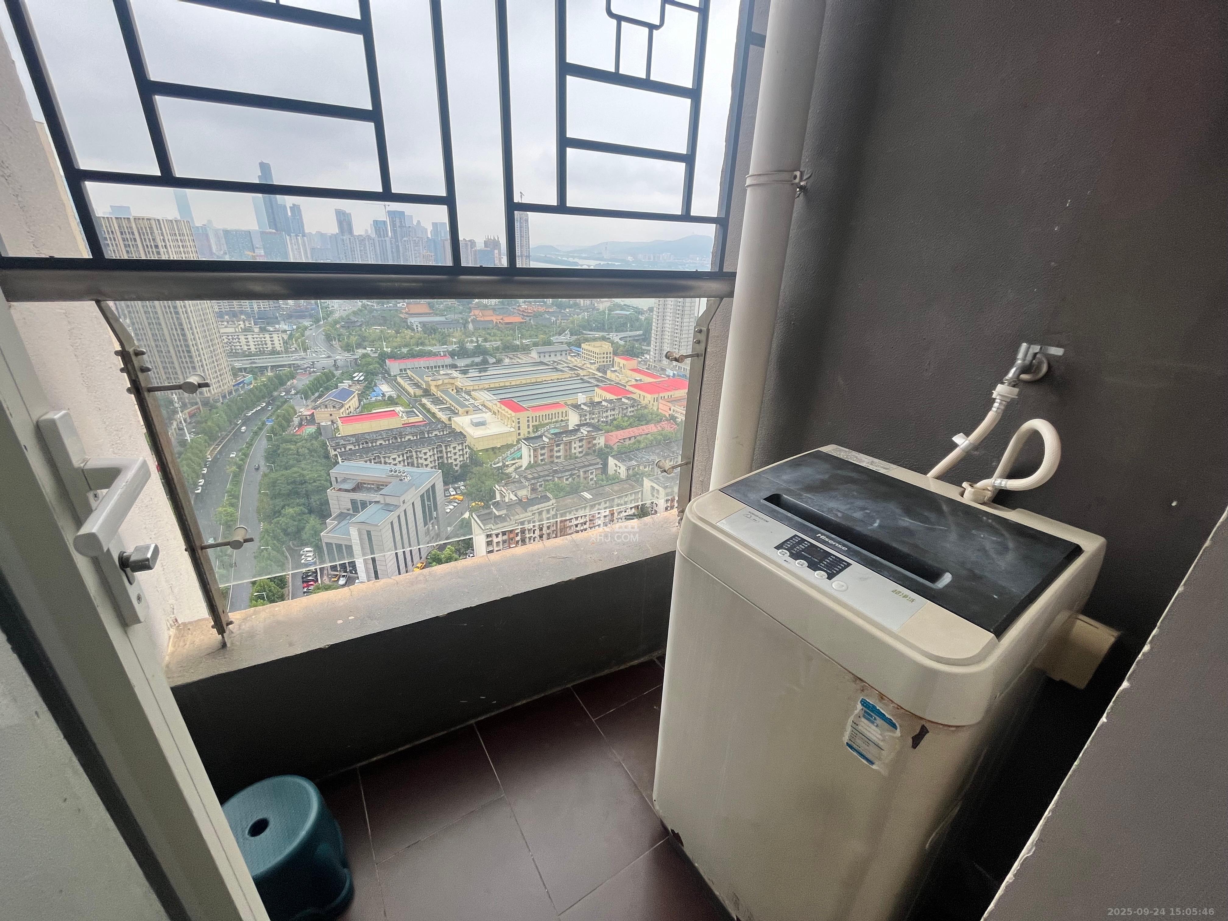 北辰三角洲E5区 1室1厅1卫 2000.0元/月 北辰三角洲E5区 1室1厅1卫 2000.0元/月室内图