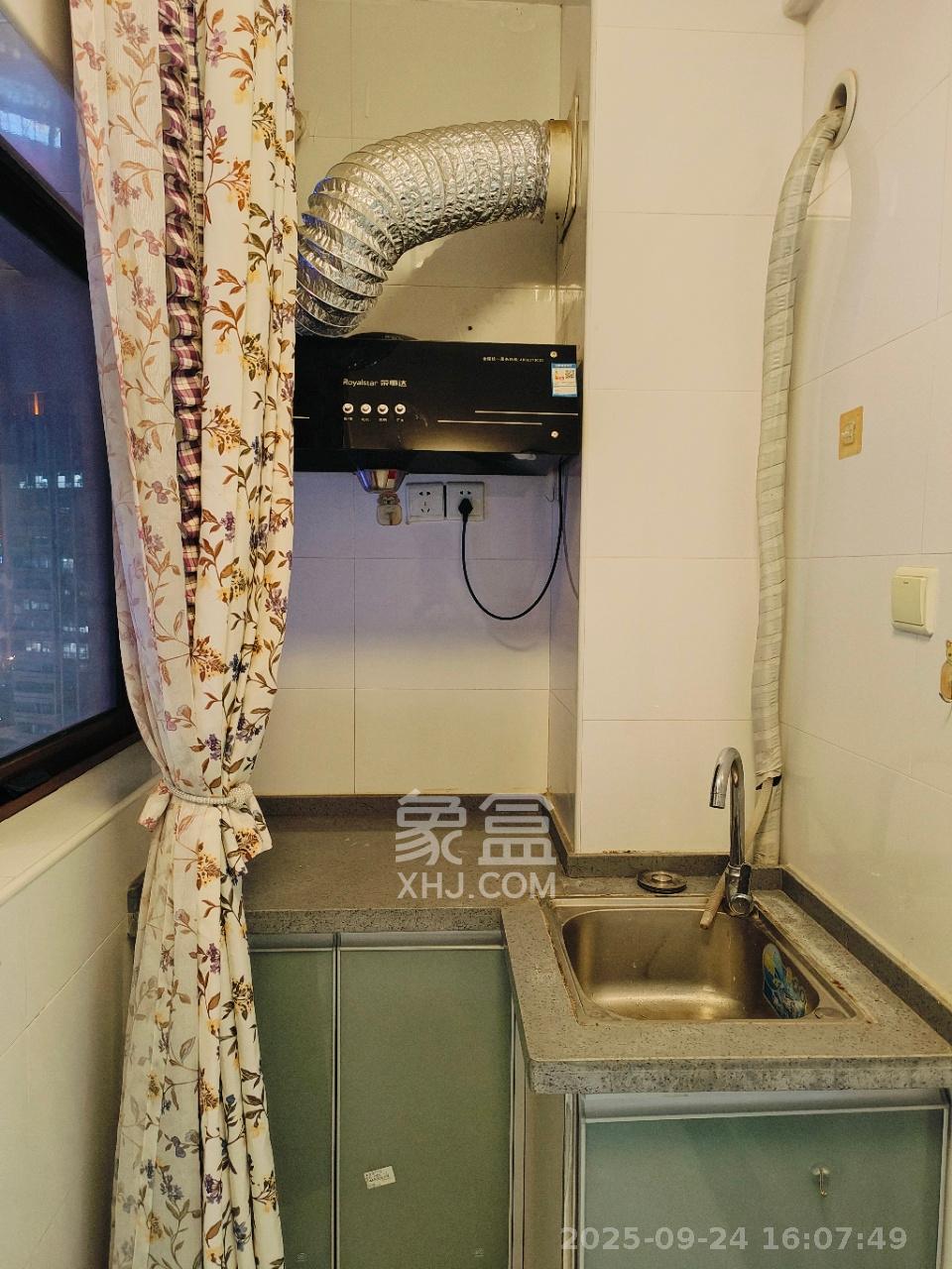 兰卡威国际 1室1厅1卫 1500.0元/月 兰卡威国际 1室1厅1卫 1500.0元/月室内图