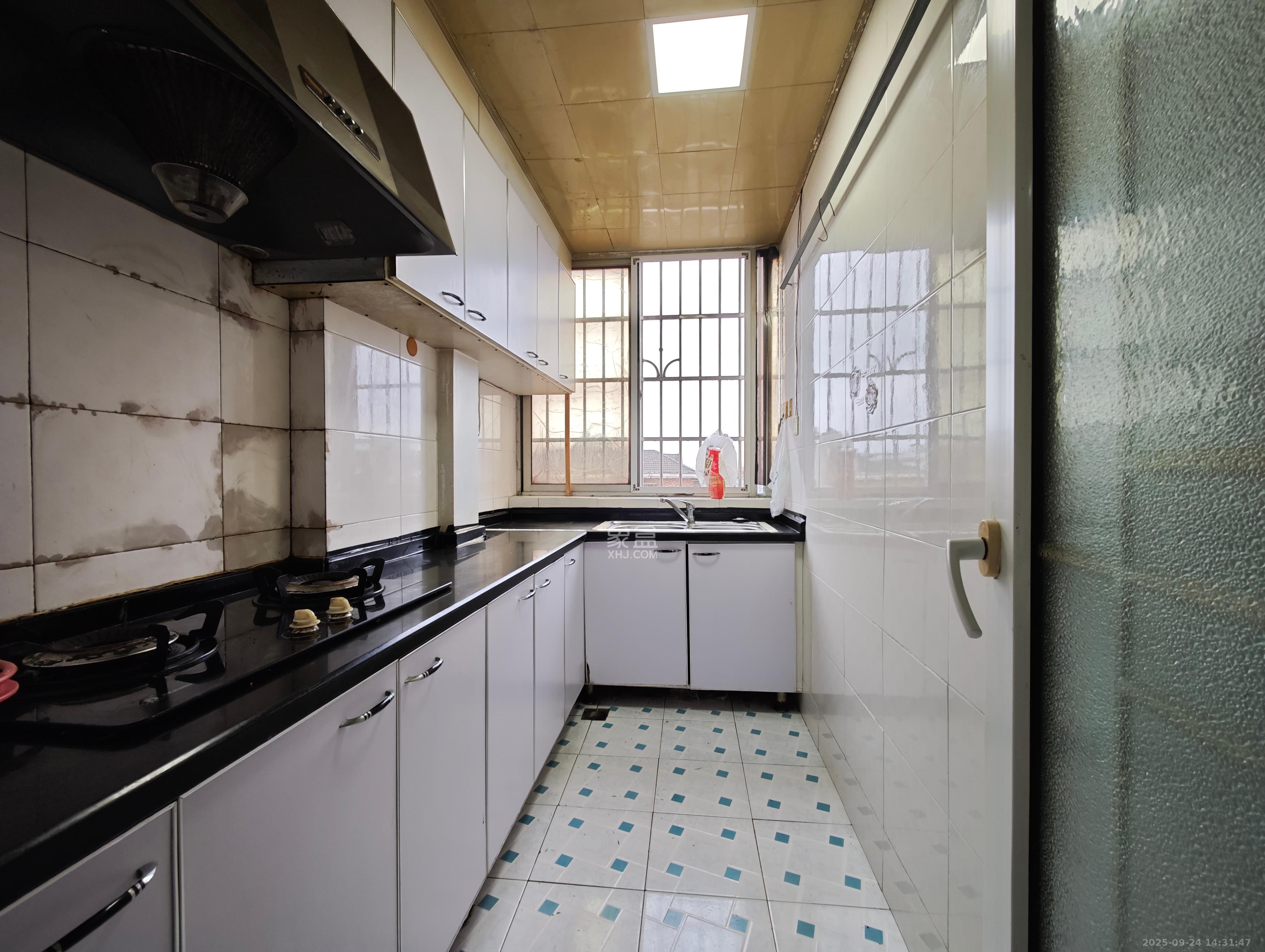 星沙商业步行街 2室2厅1卫 1300.0元/月 星沙商业步行街 2室2厅1卫 1300.0元/月室内图