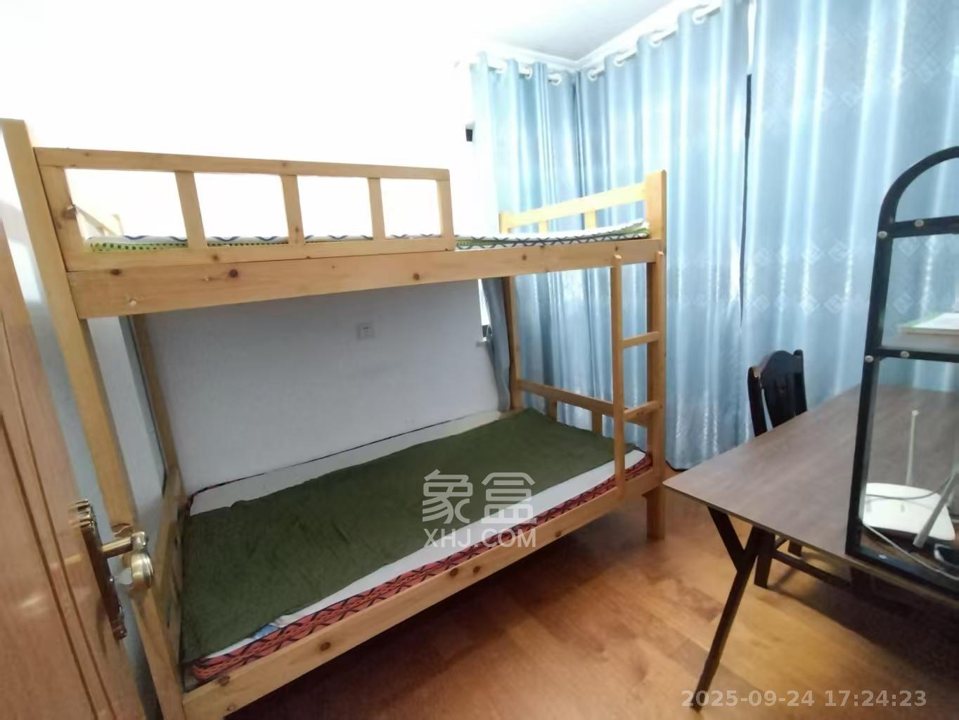 保利香槟国际 3室2厅2卫 2200.0元/月 保利香槟国际 3室2厅2卫 2200.0元/月室内图