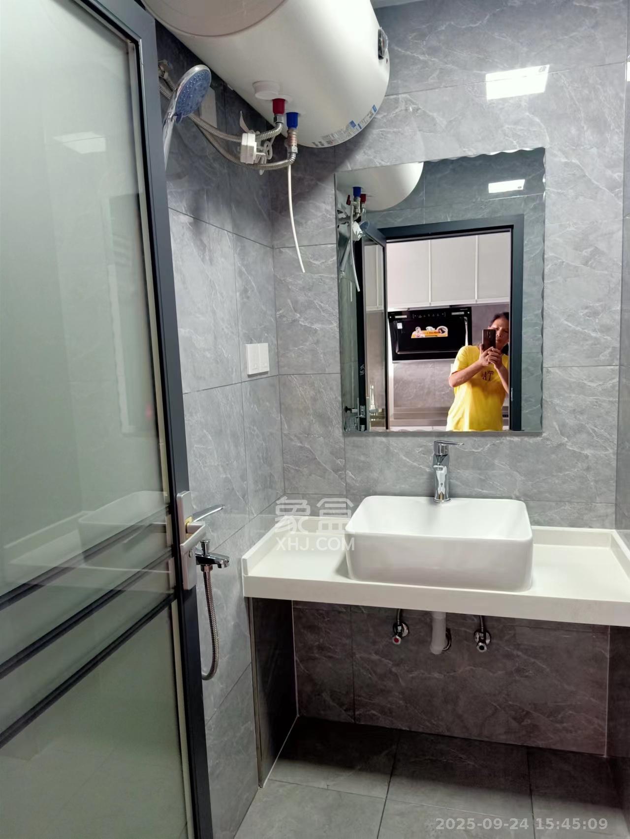 裕天国际商汇中心  1室1厅1卫    1400.0元/月室内图