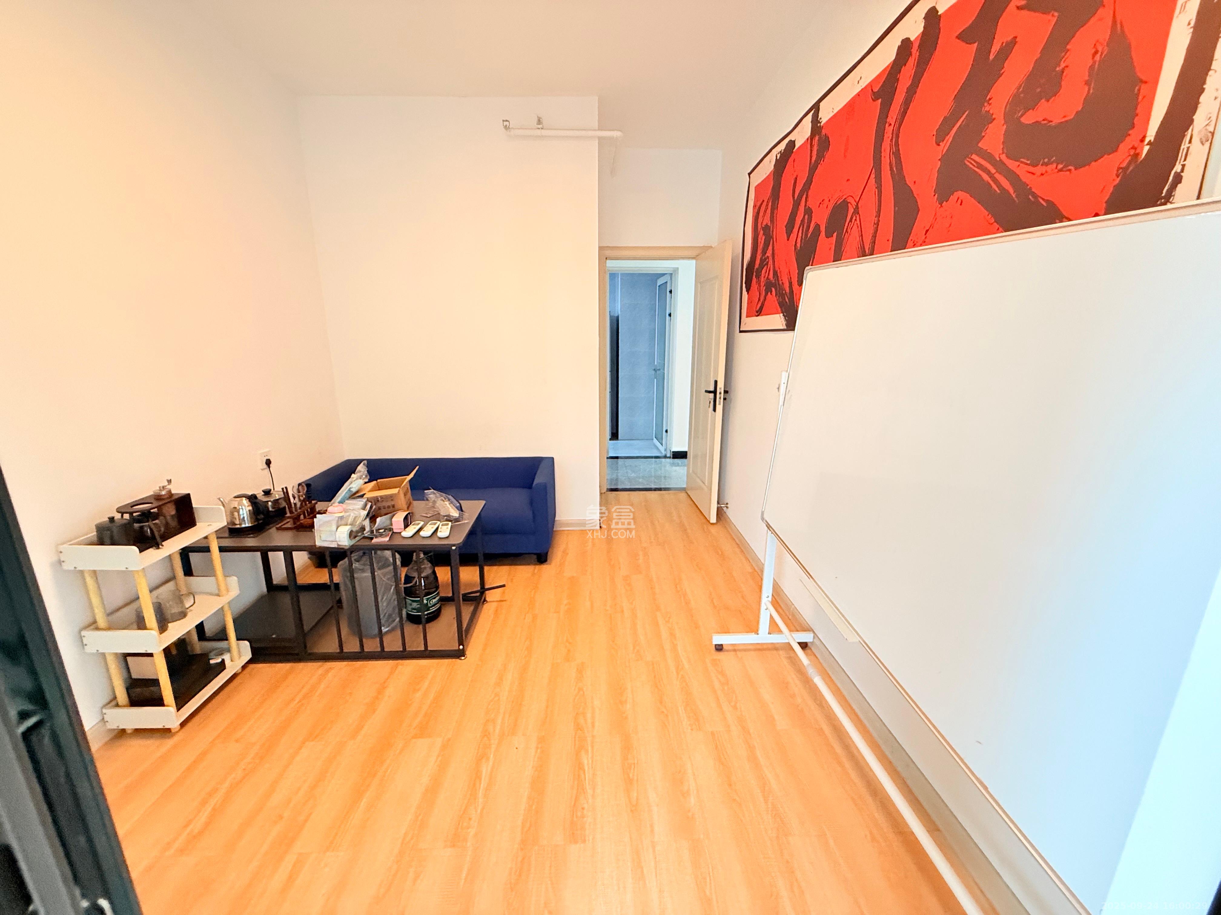 明昇壹城（明昇时代广场）二期  3室2厅2卫    2600.0元/月室内图