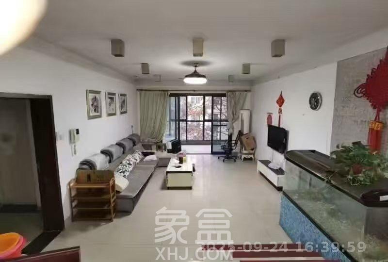 亚华香舍花都 3室1厅1卫 3100.0元/月 亚华香舍花都 3室1厅1卫 3100.0元/月室内图