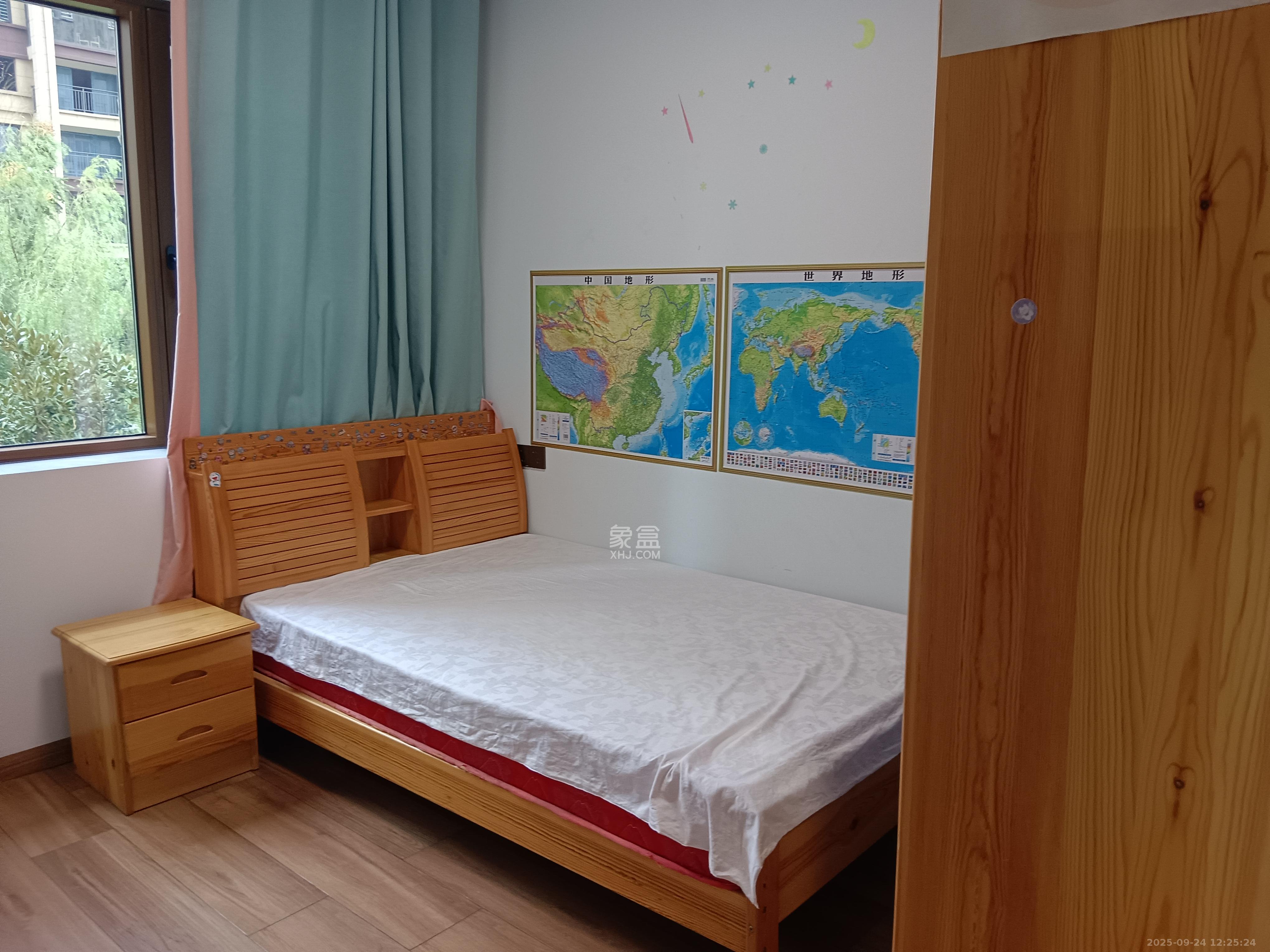 东方美地  4室2厅2卫    4000.0元/月室内图