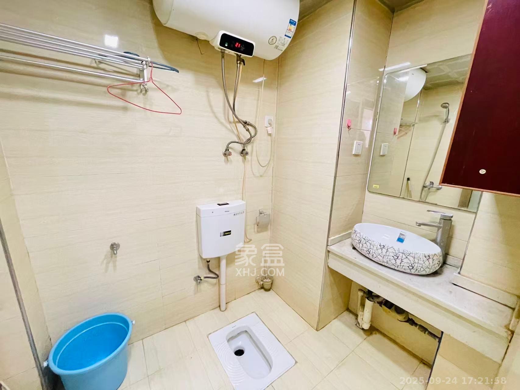 乾城(兴旺乾城) 1室1厅1卫 1300.0元/月 乾城(兴旺乾城) 1室1厅1卫 1300.0元/月室内图