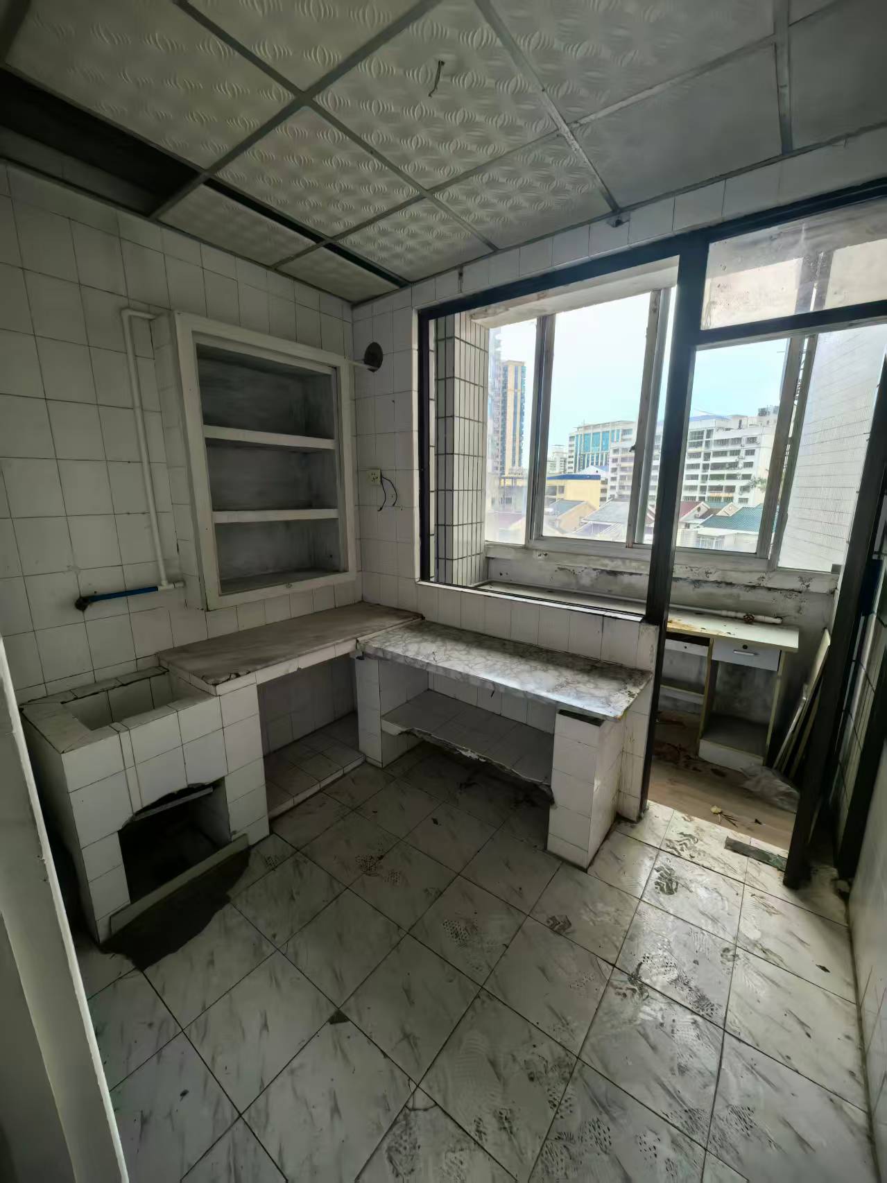 怡昌花园 3室2厅1卫 1300.0元/月 怡昌花园 3室2厅1卫 1300.0元/月室内图