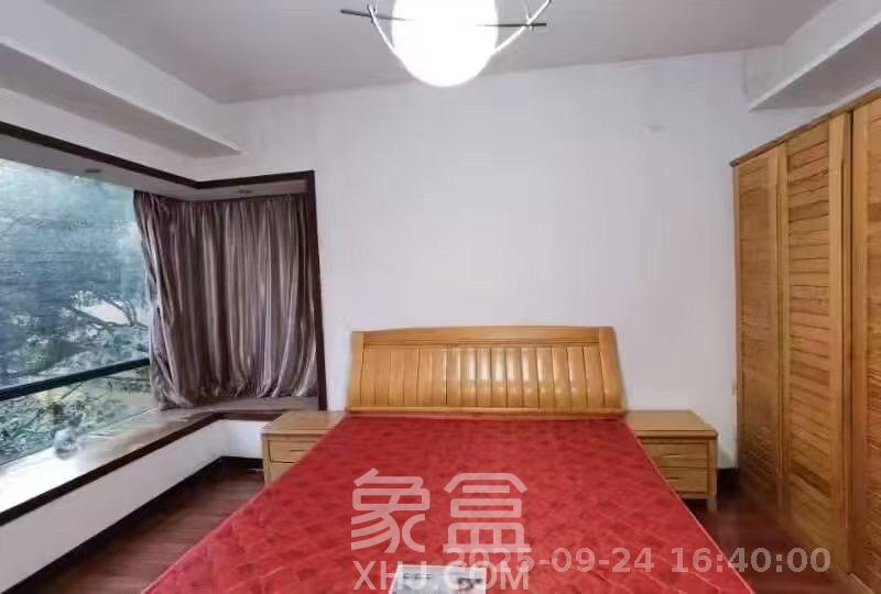 亚华香舍花都 3室1厅1卫 3100.0元/月 亚华香舍花都 3室1厅1卫 3100.0元/月室内图