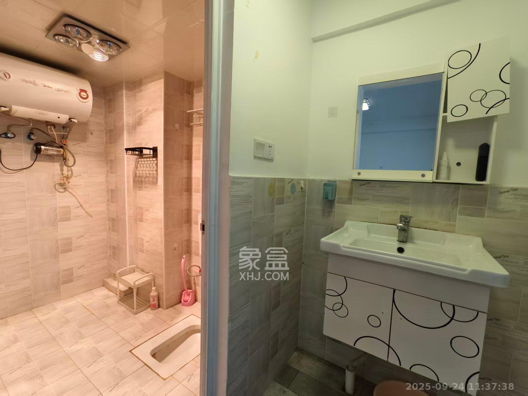 中交里城 1室1厅1卫 1600.0元/月 中交里城 1室1厅1卫 1600.0元/月室内图