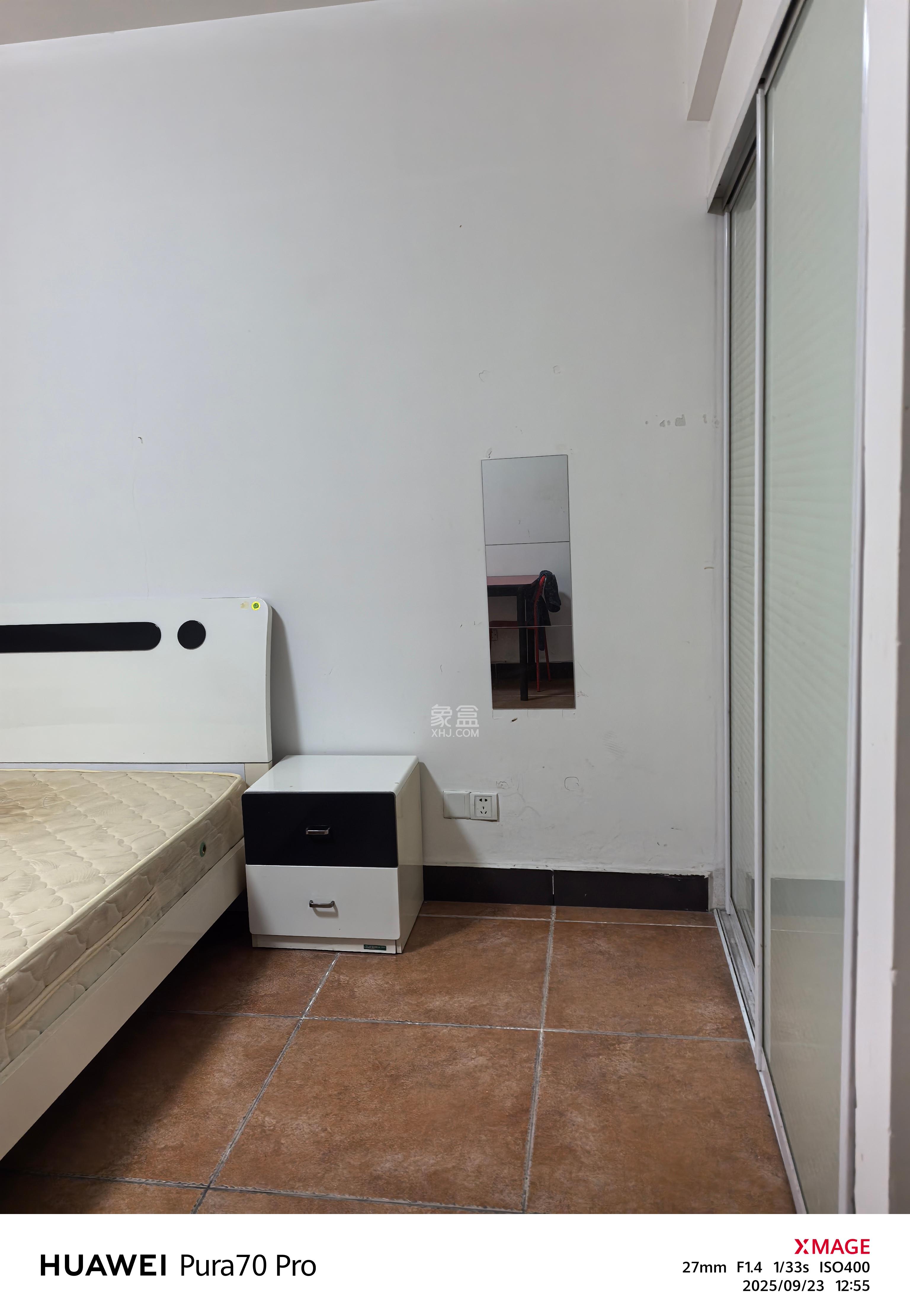 晶都公馆  1室1厅1卫    800.0元/月室内图