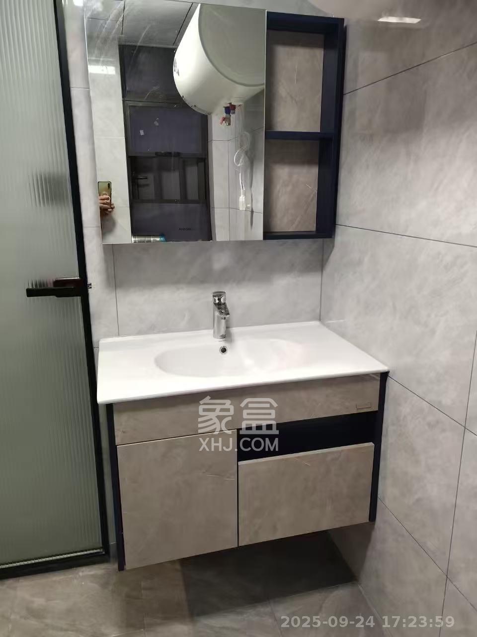 嘉雨兴园 2室1厅1卫 2800.0元/月 嘉雨兴园 2室1厅1卫 2800.0元/月室内图