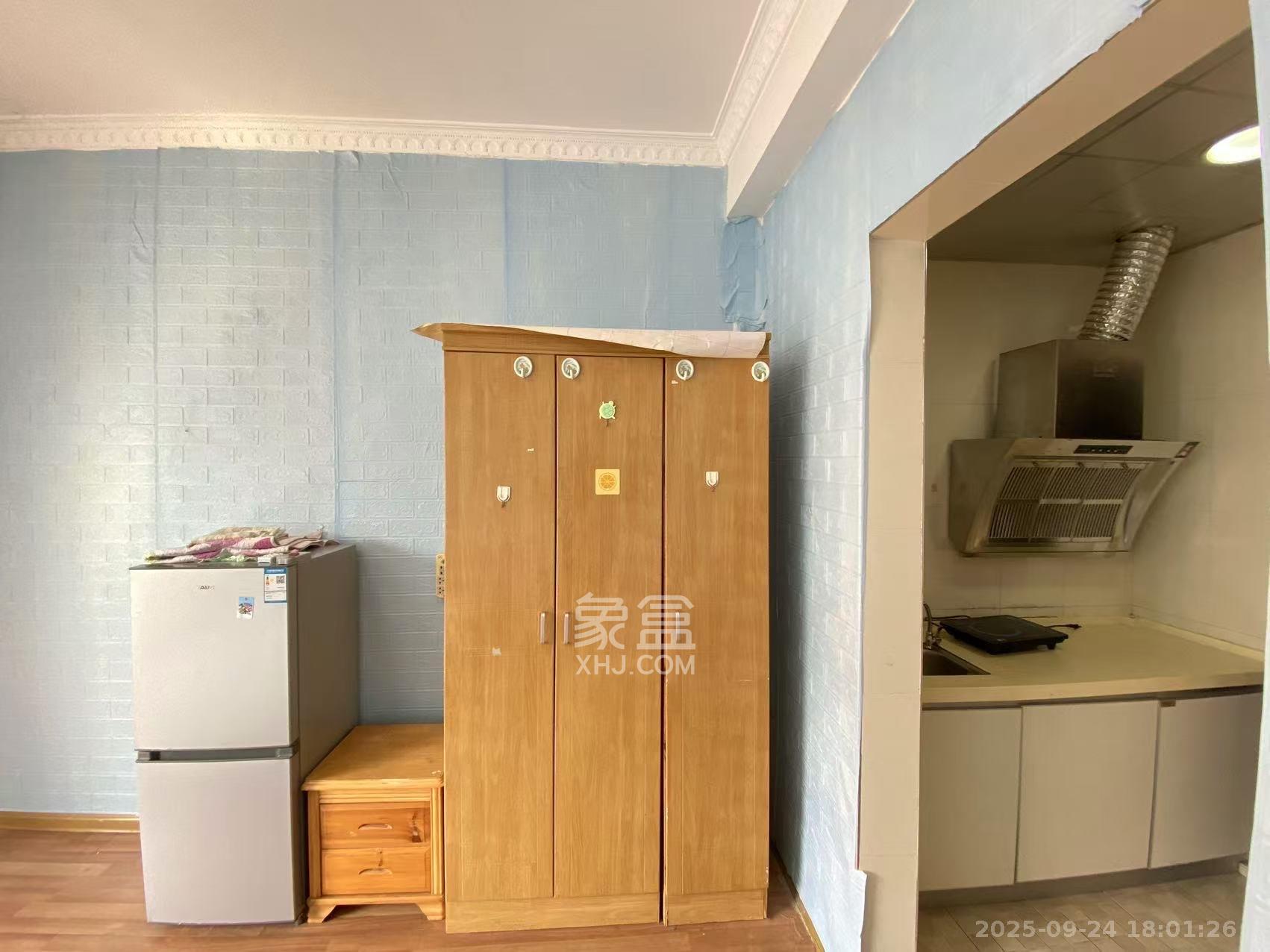 君庭金福苑  1室1厅1卫    1500.0元/月室内图