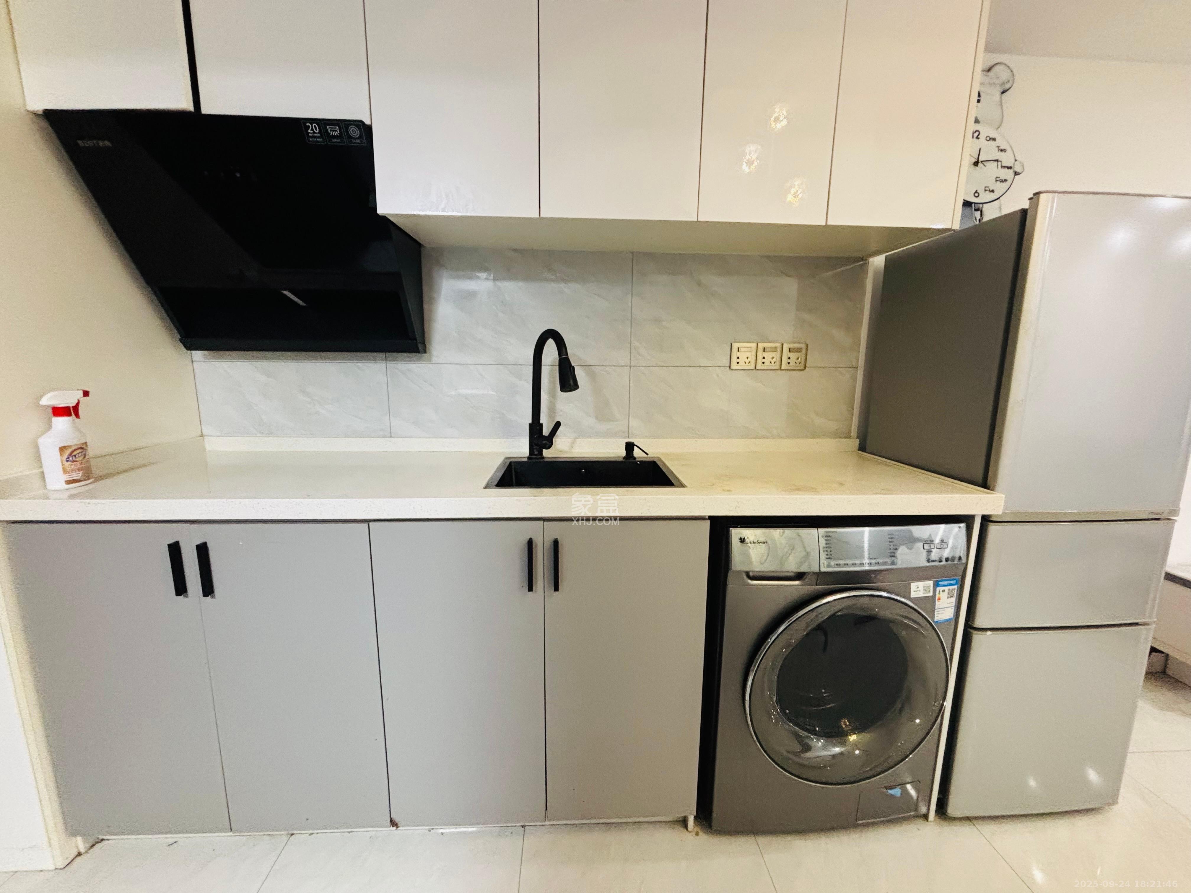 福晟翡翠湾 2室1厅1卫 1800.0元/月 福晟翡翠湾 2室1厅1卫 1800.0元/月室内图