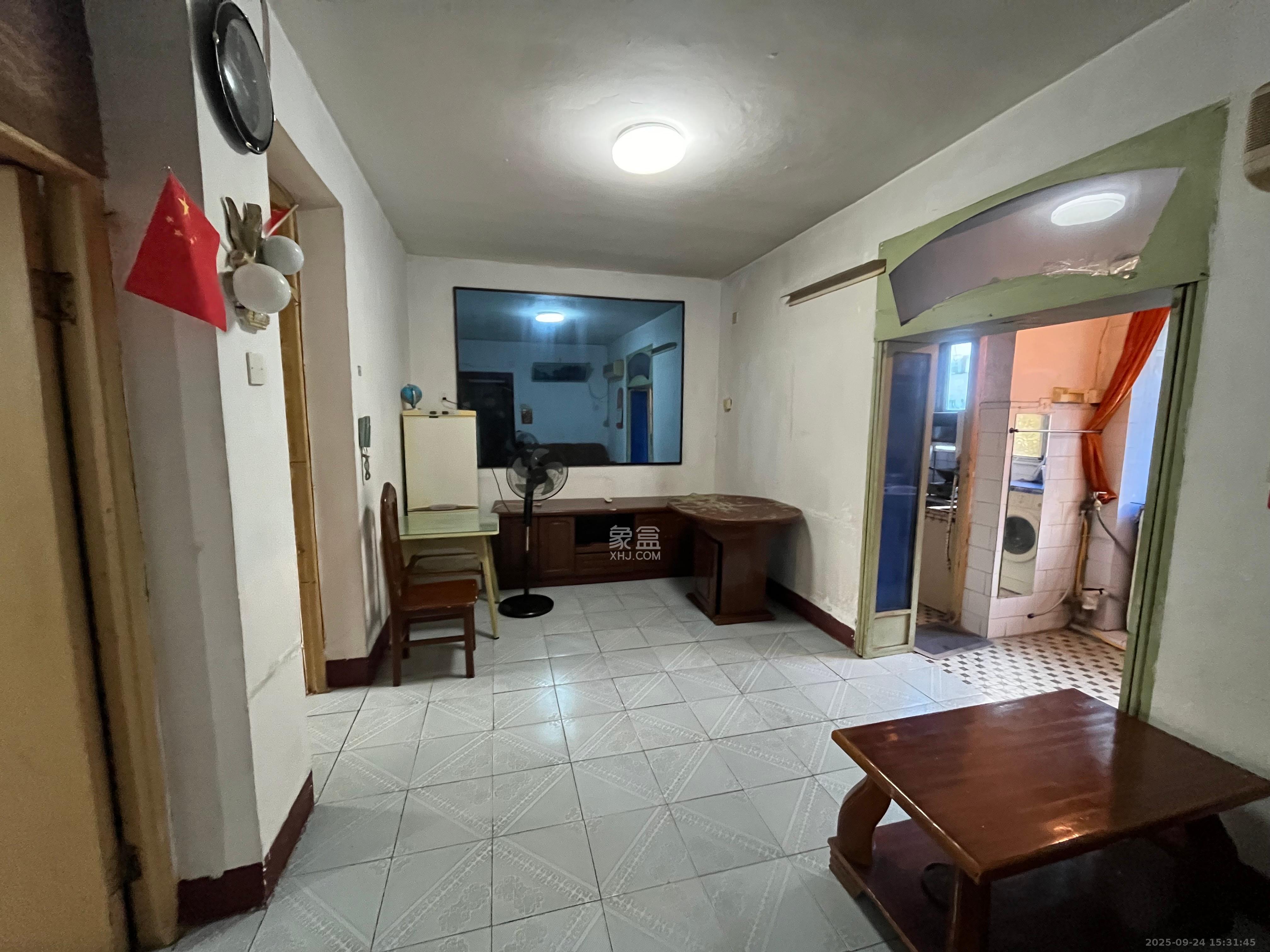 正圆小区(树木岭) 2室1厅1卫 1100.0元/月 正圆小区(树木岭) 2室1厅1卫 1100.0元/月室内图