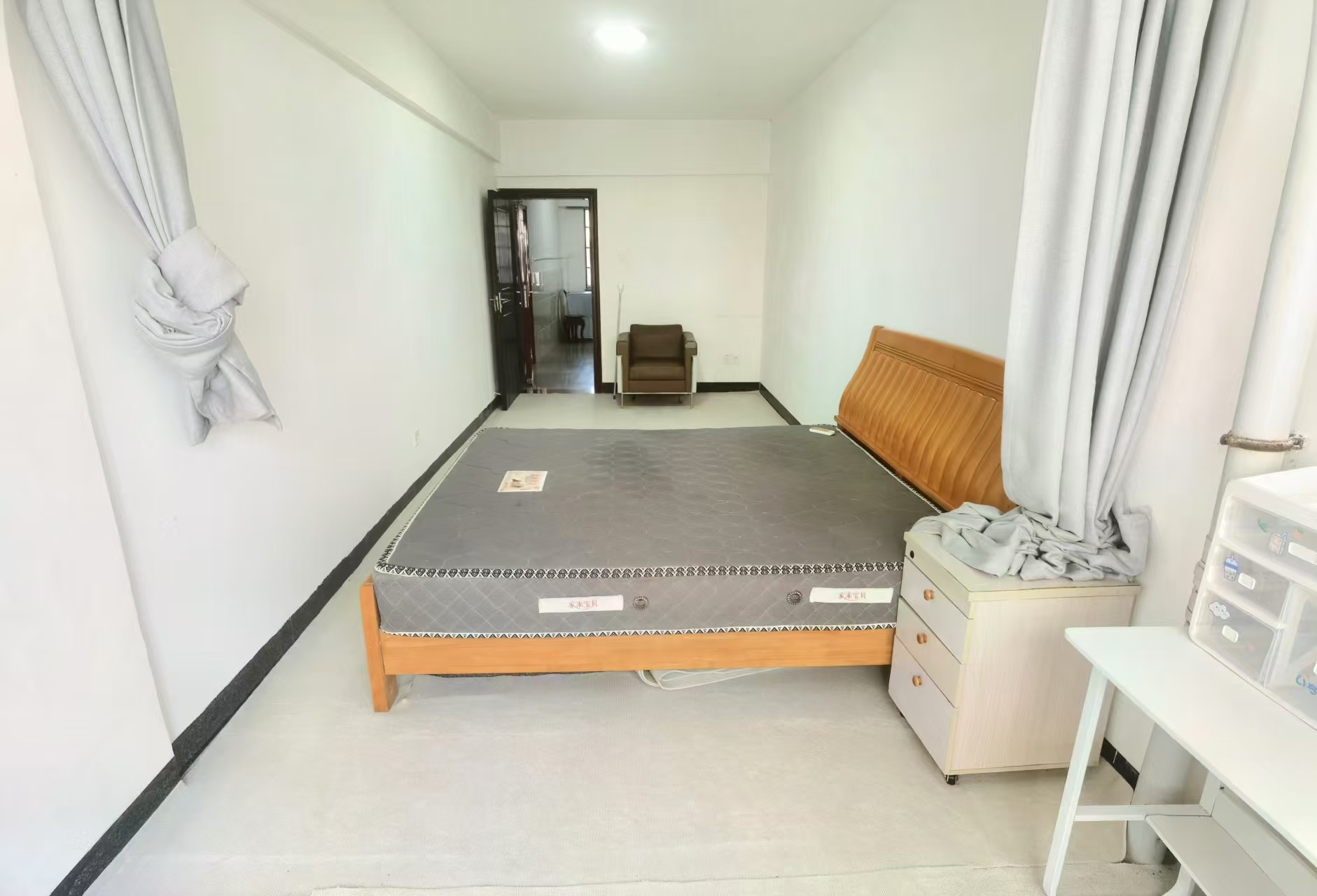 怡昌花园  2室2厅1卫    1700.0元/月室内图