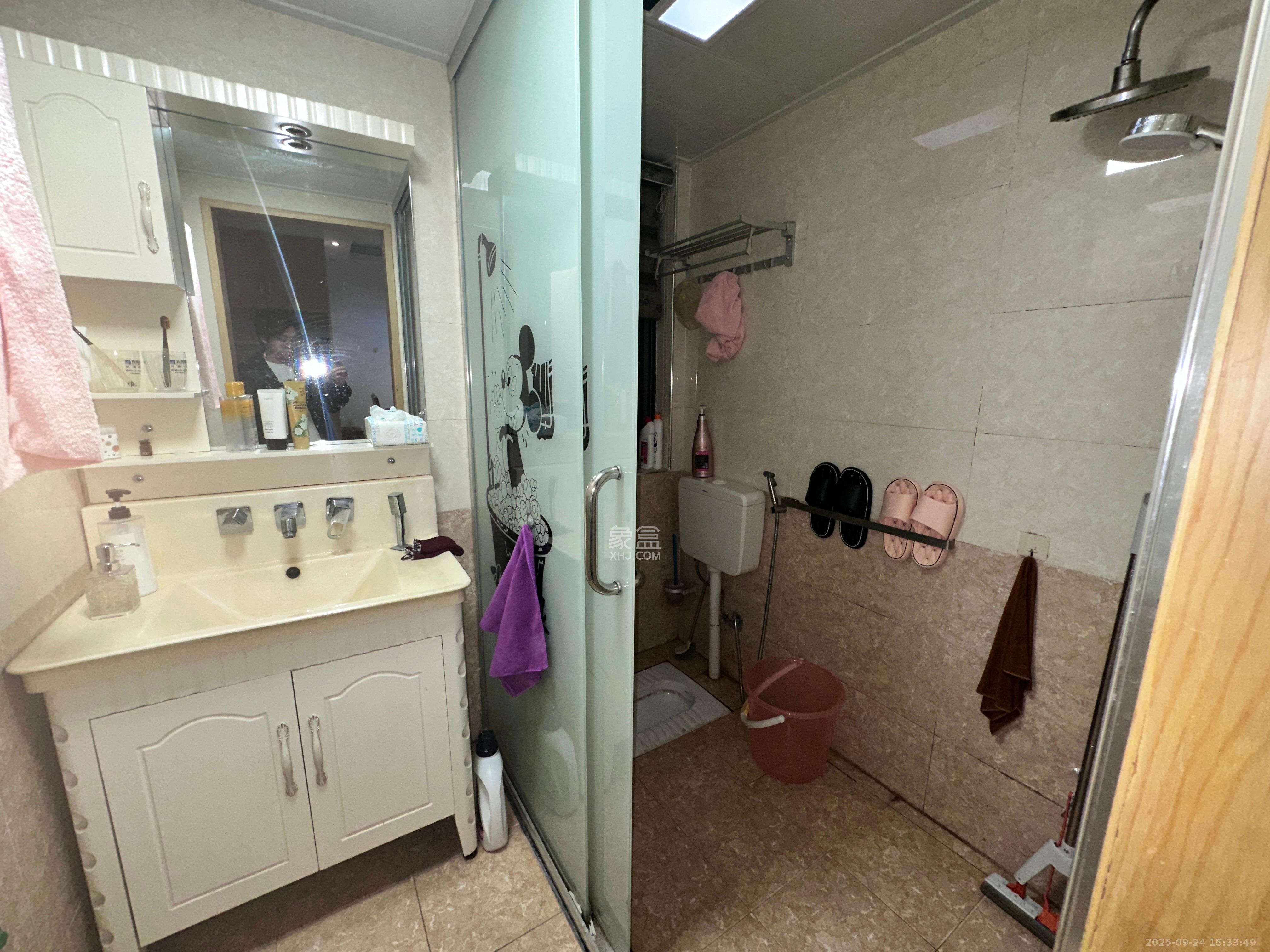 宏聚地中海 2室1厅1卫 1900.0元/月 宏聚地中海 2室1厅1卫 1900.0元/月室内图