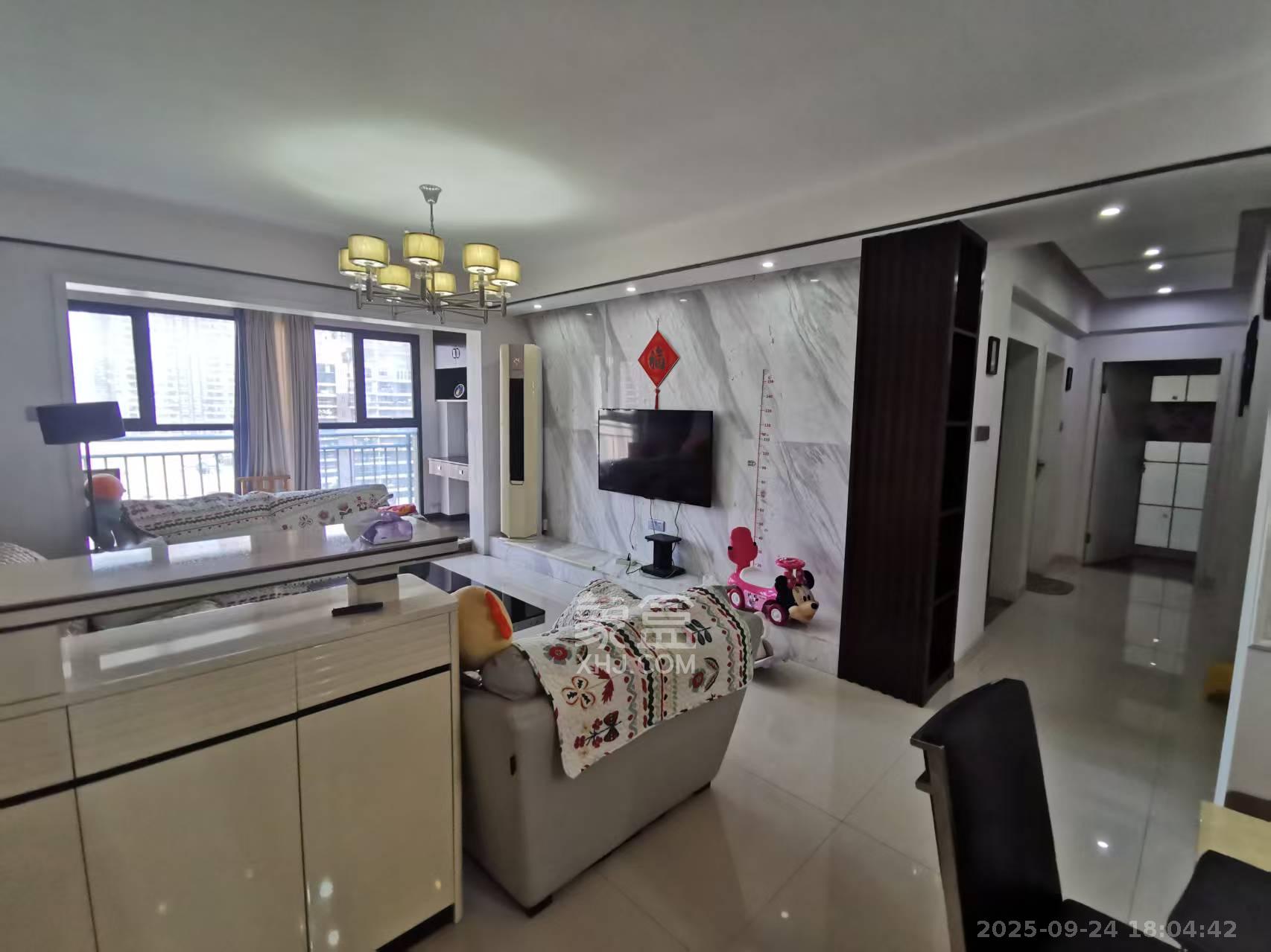 长城雅苑 3室2厅2卫 2600.0元/月 长城雅苑 3室2厅2卫 2600.0元/月室内图