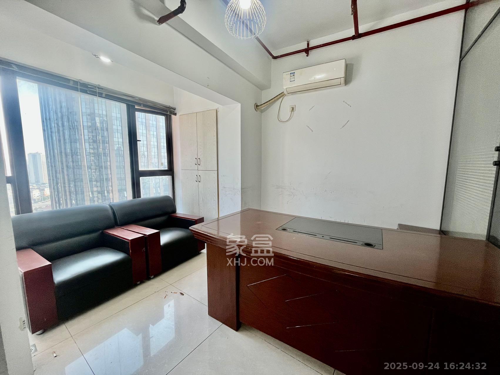 高升时代广场(冠铭商务中心) 1室0厅0卫 2800.0元/月 高升时代广场(冠铭商务中心) 1室0厅0卫 2800.0元/月室内图