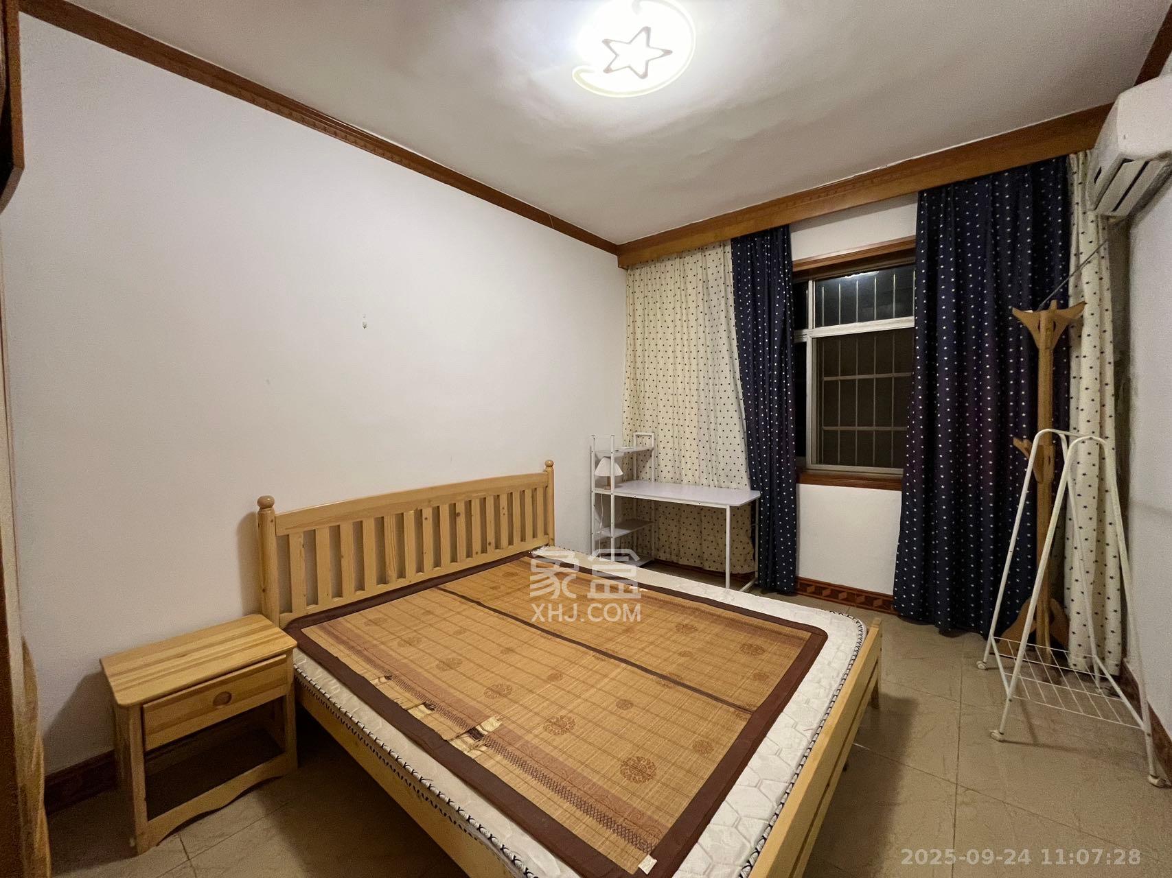 陈家湖小区 2室2厅1卫 1800.0元/月 陈家湖小区 2室2厅1卫 1800.0元/月室内图