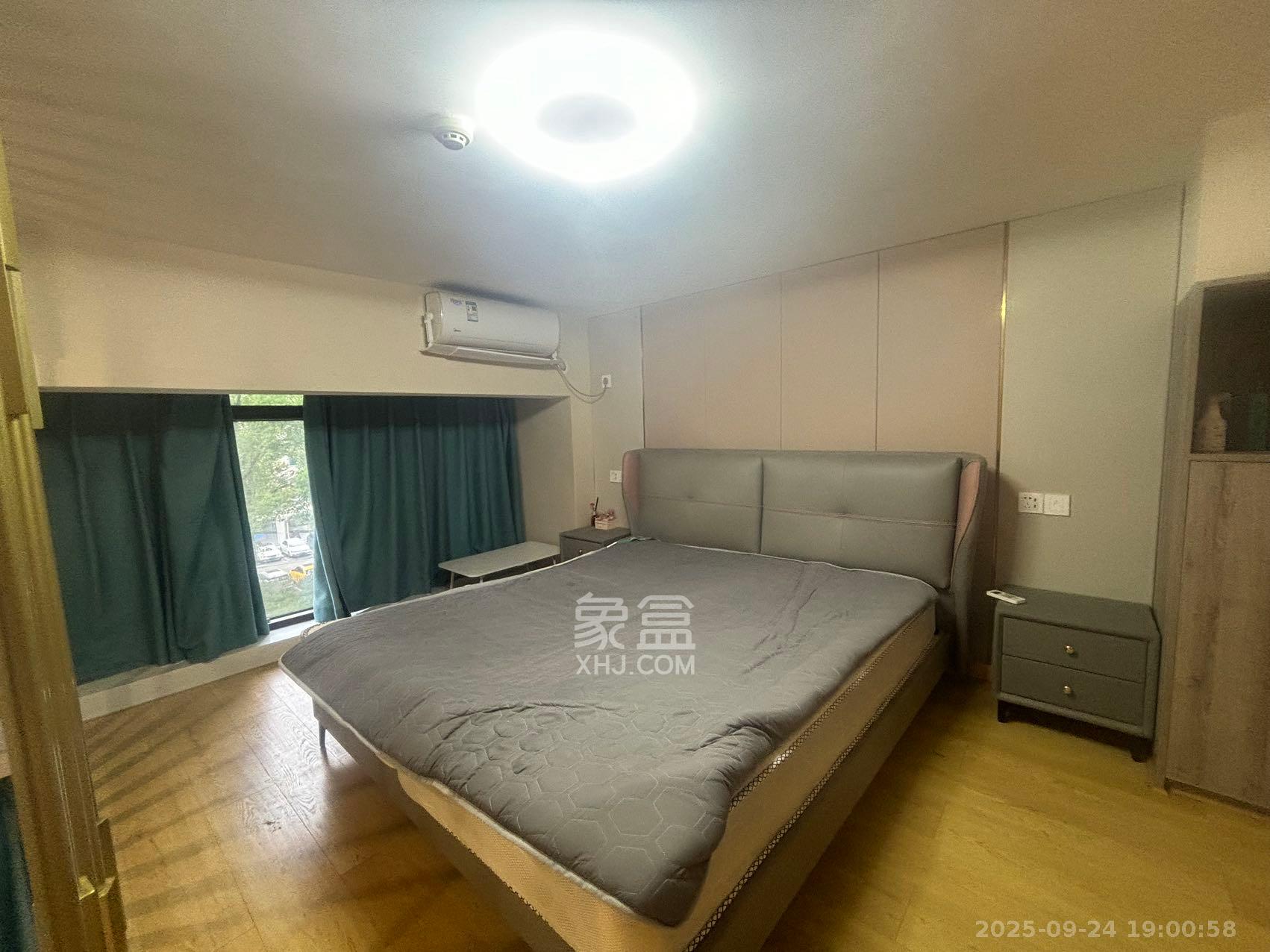 裕天国际商汇中心  1室1厅1卫    1600.0元/月室内图