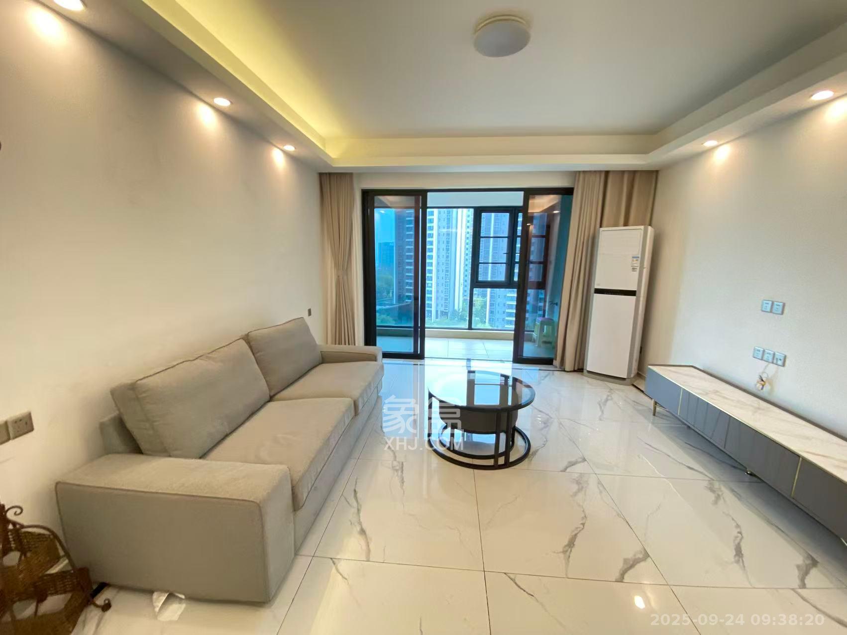 中海阅江府  4室1厅2卫    5300.0元/月室内图