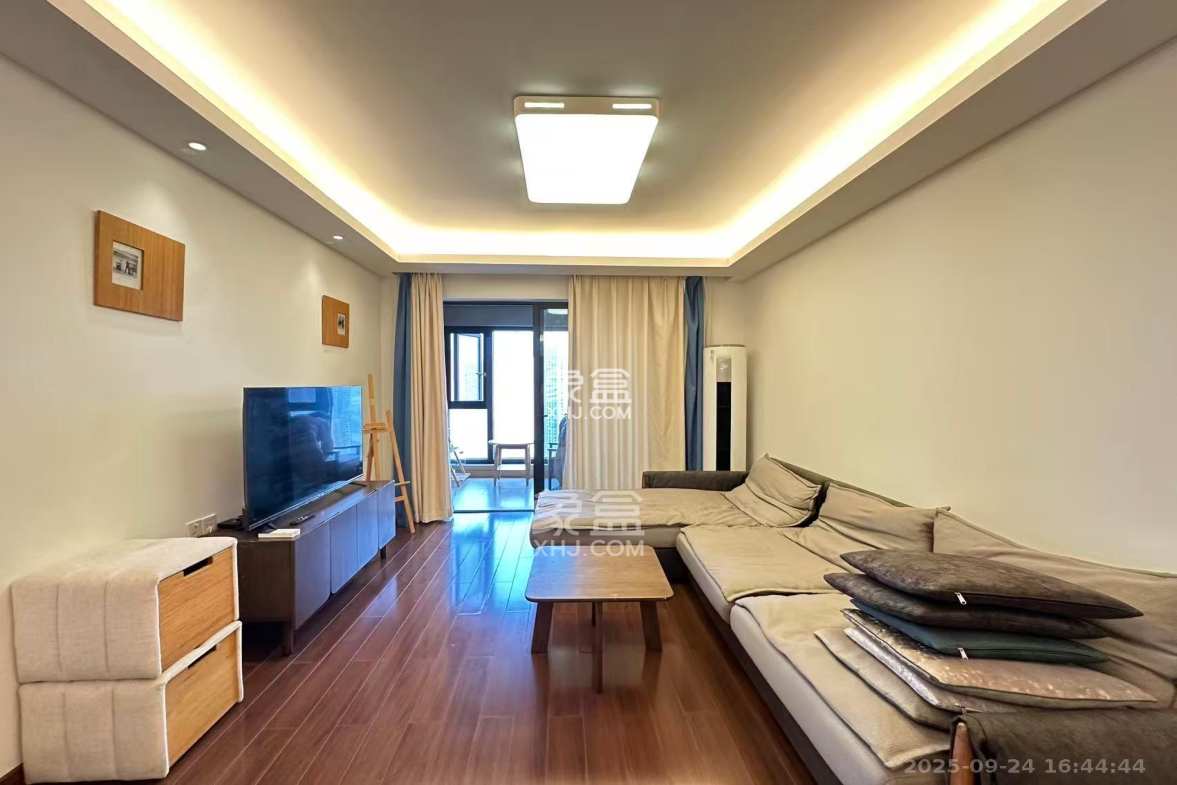 万科里金域国际 3室2厅2卫 4000.0元/月 万科里金域国际 3室2厅2卫 4000.0元/月室内图