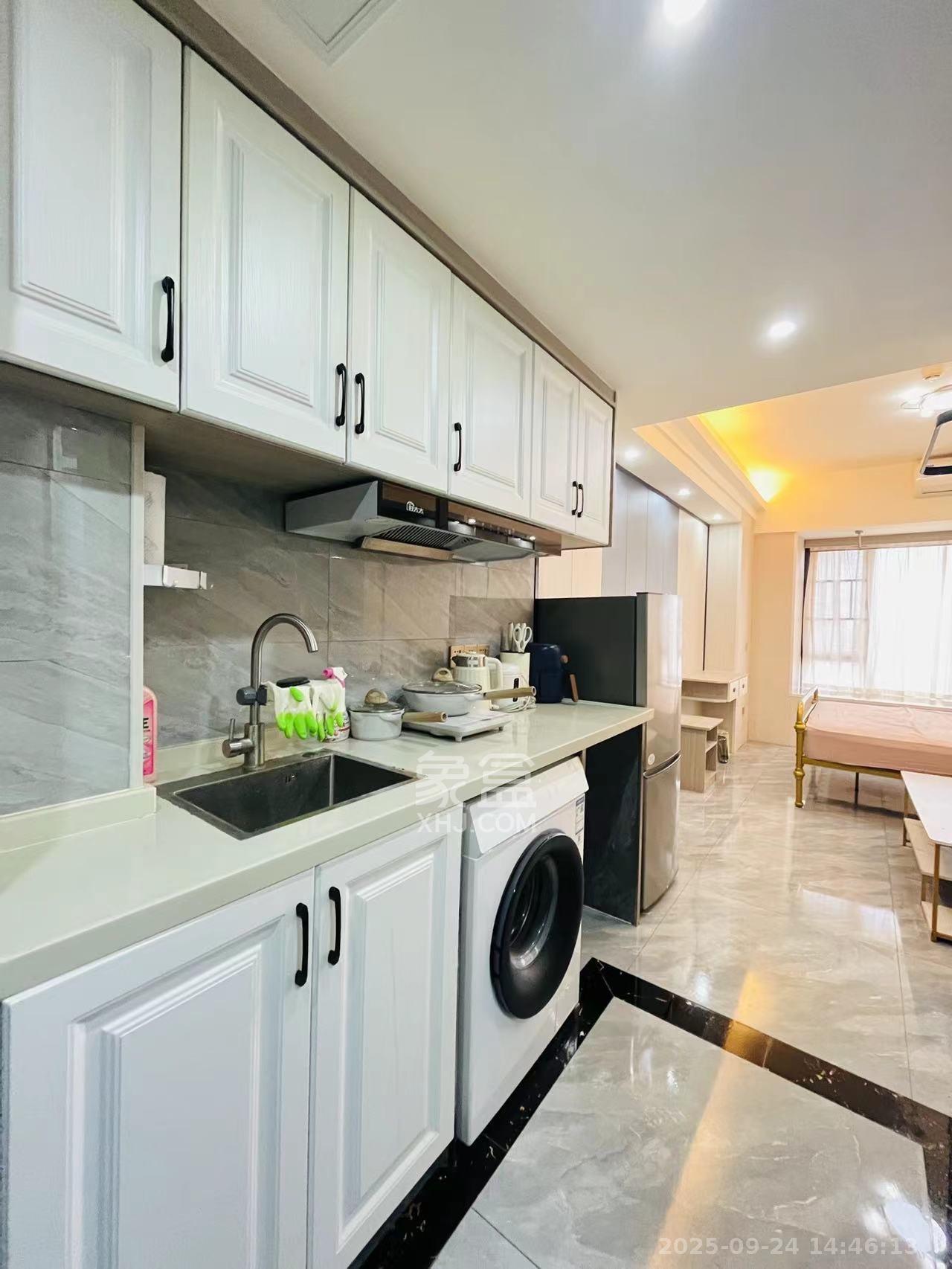 龙湖湘江星座(祺鑫星座公寓) 1室1厅1卫 1500.0元/月 龙湖湘江星座(祺鑫星座公寓) 1室1厅1卫 1500.0元/月室内图