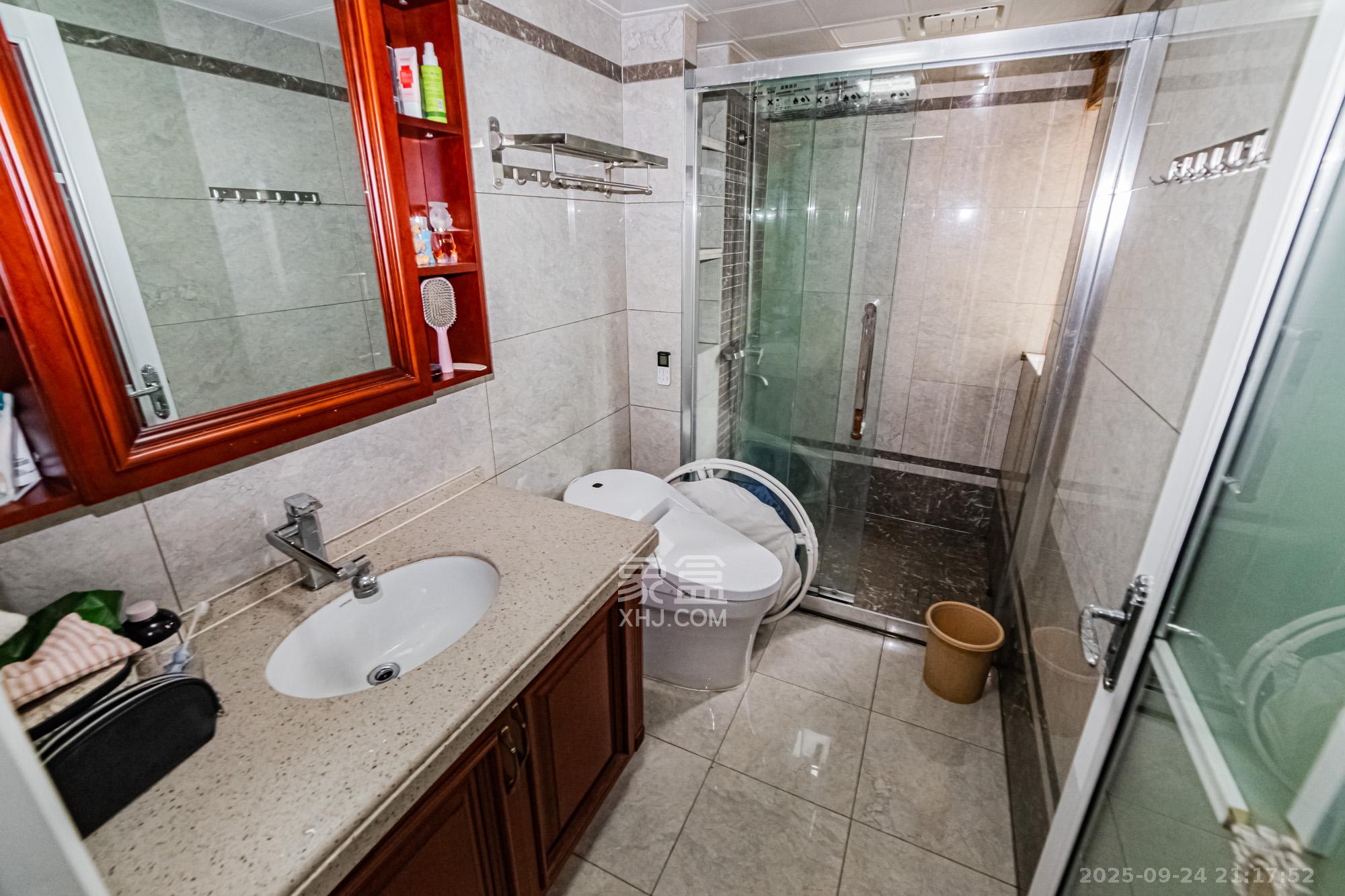 北辰三角洲E6区  4室2厅2卫    198.0万 北辰三角洲E6区  4室2厅2卫    198.0万卫生间