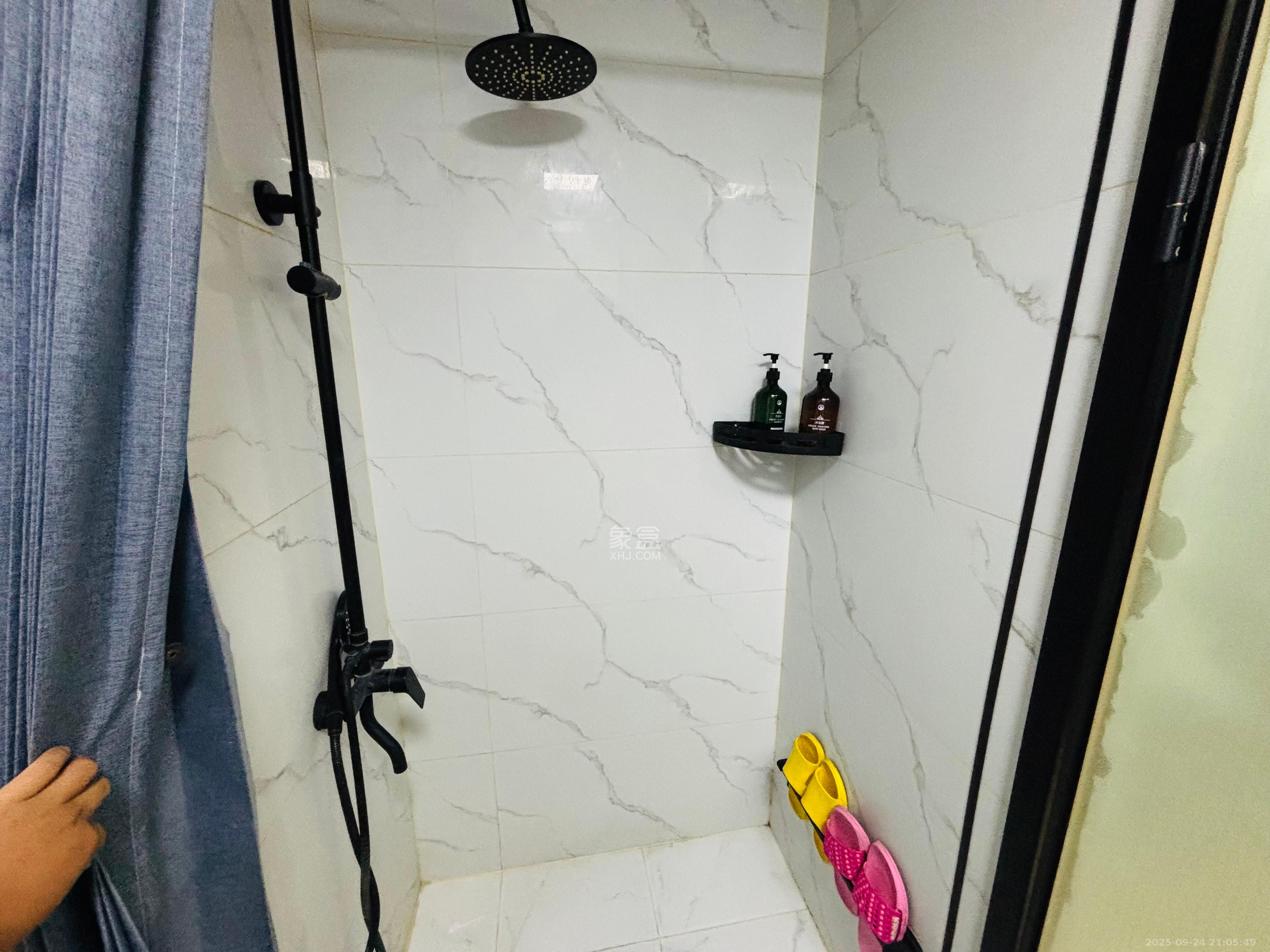 梅溪湖金茂湾  1室1厅1卫    1600.0元/月室内图