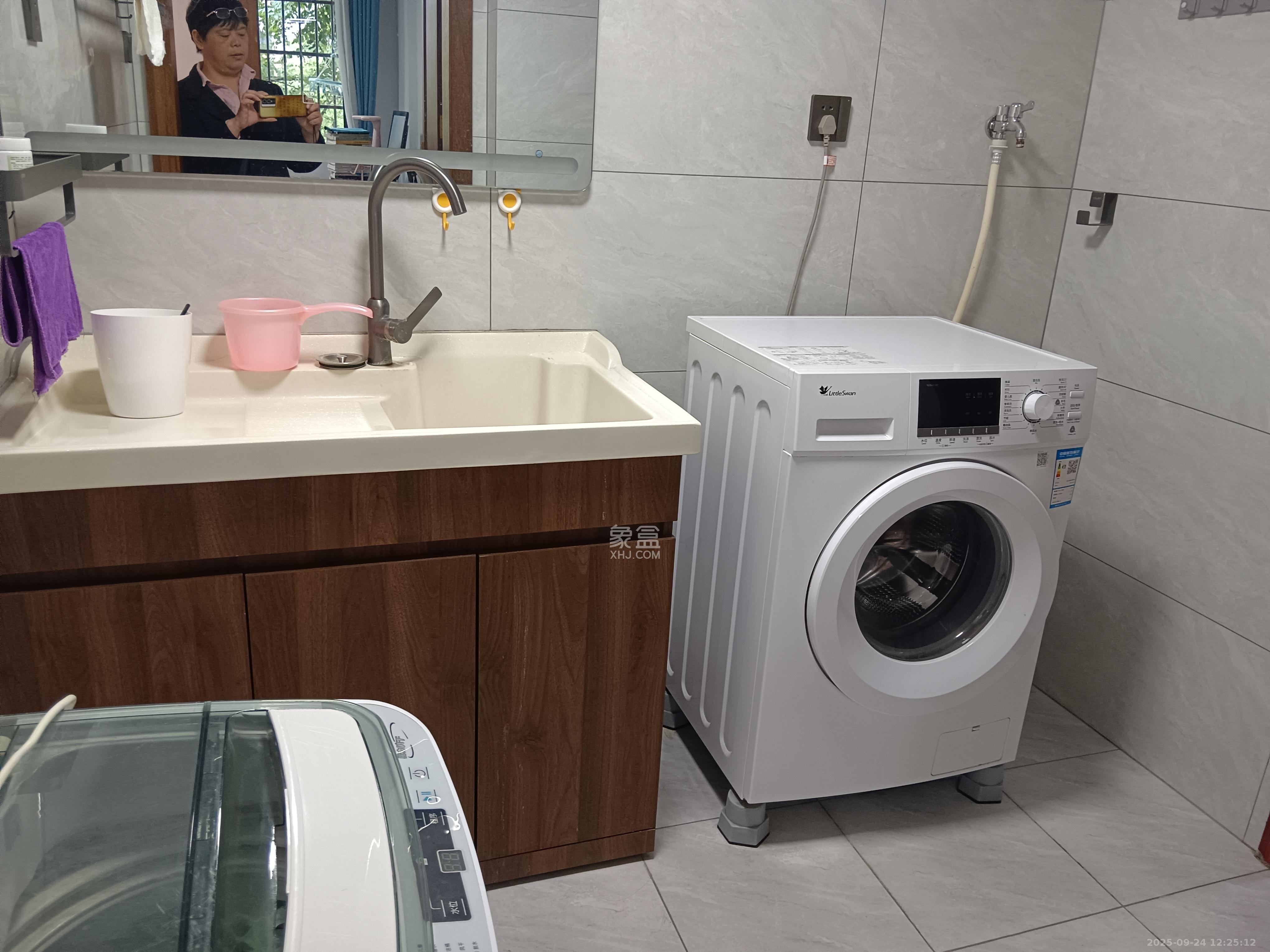 东方美地  4室2厅2卫    4000.0元/月室内图