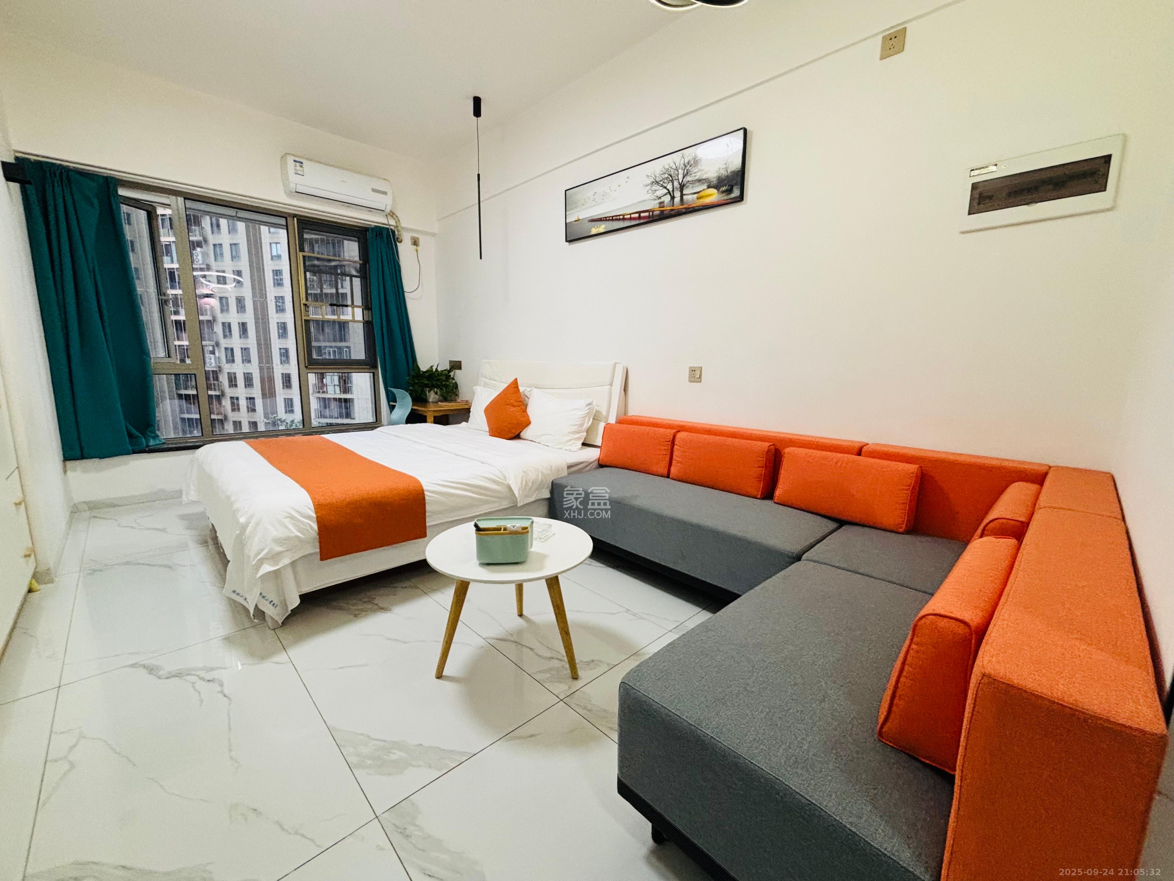 梅溪湖金茂湾  1室1厅1卫    1600.0元/月室内图