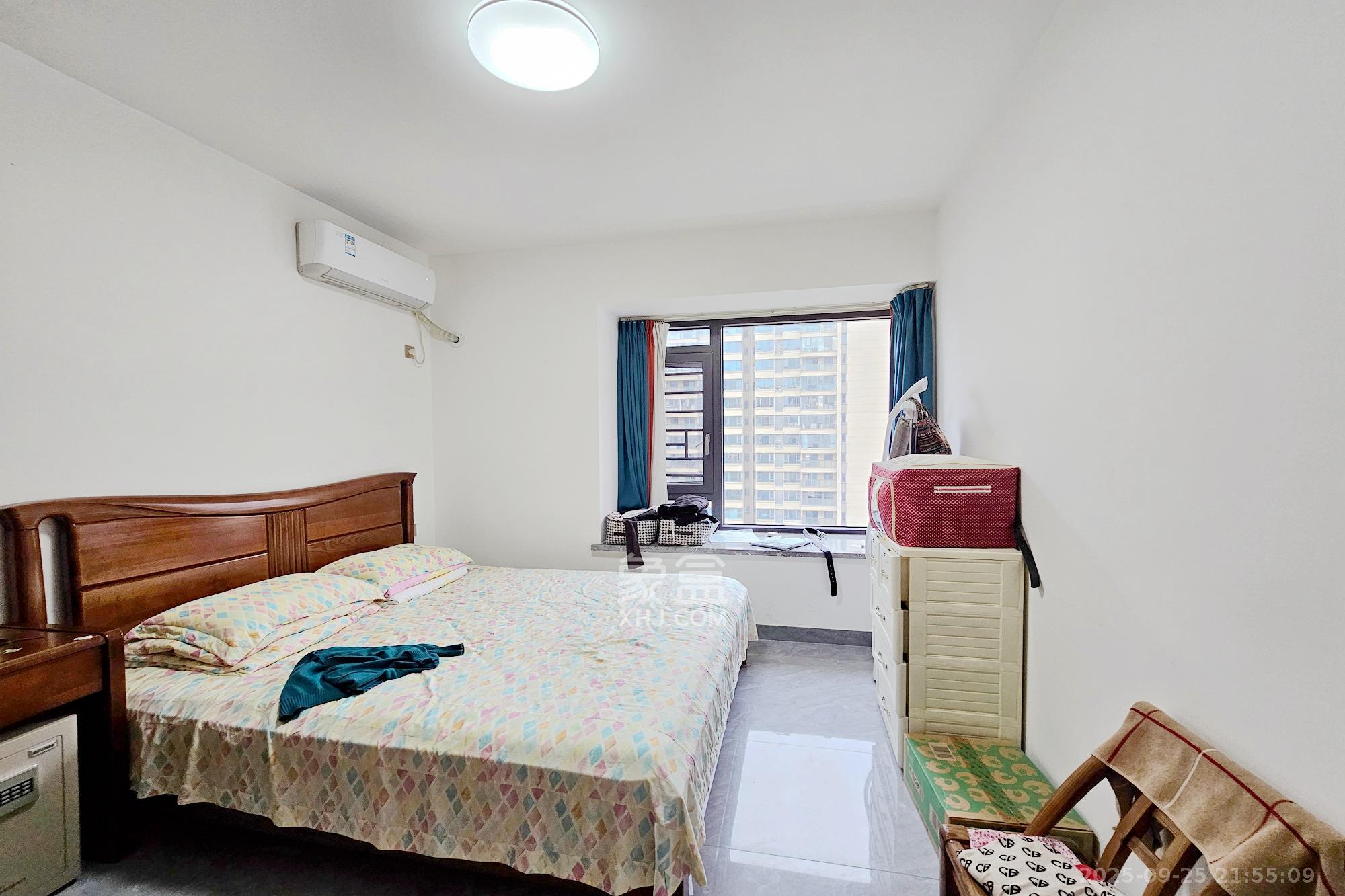 长房东旭国际 4室2厅2卫 192.0万 长房东旭国际 4室2厅2卫 192.0万卧室